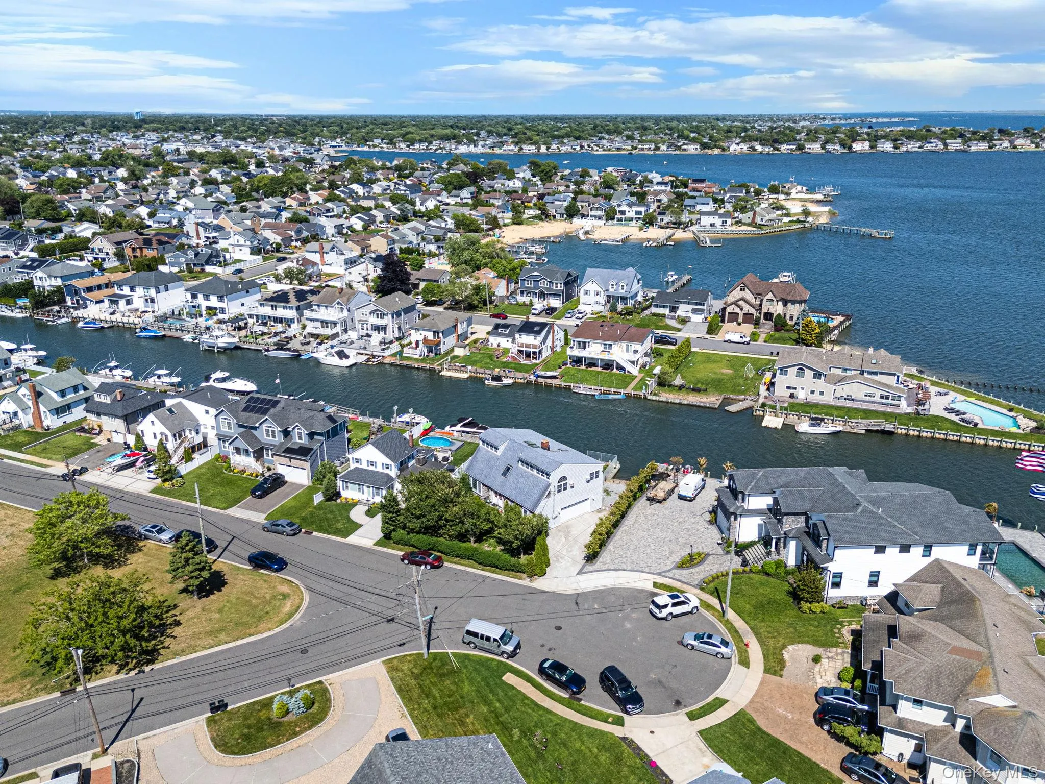 7 Forest Avenue, Oyster Bay, NY, 5 Bedrooms Bedrooms, 12 Rooms Rooms,3 BathroomsBathrooms,Residential,For Rent,Forest,0,1011784 7 Forest Avenue, Oyster Bay, NY, 5 Bedrooms Bedrooms, 12 Rooms Rooms,3 BathroomsBathrooms,Residential,For Rent,Forest,0,1011784