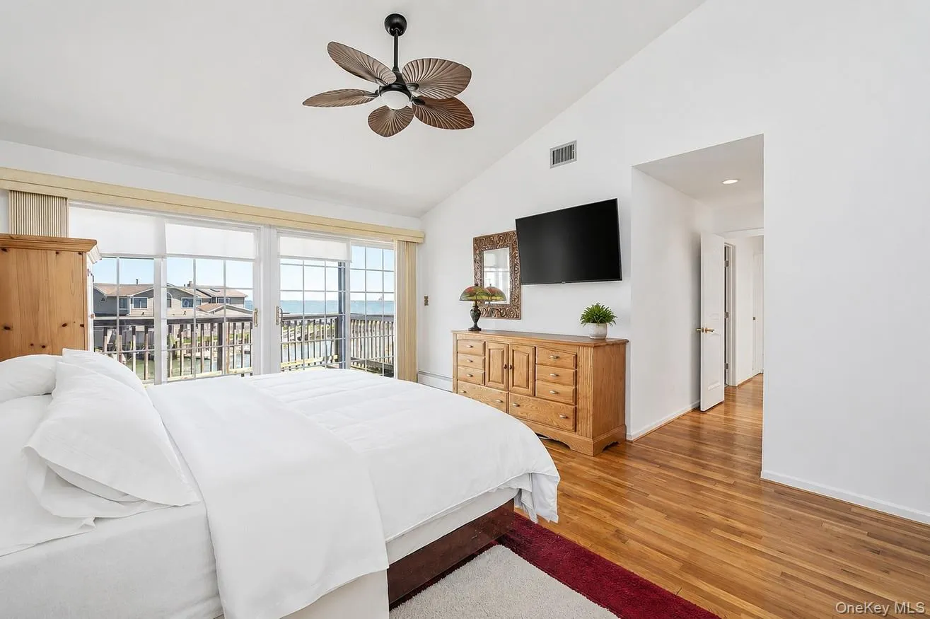 7 Forest Avenue, Oyster Bay, NY, 5 Bedrooms Bedrooms, 12 Rooms Rooms,3 BathroomsBathrooms,Residential,For Rent,Forest,0,1011784 7 Forest Avenue, Oyster Bay, NY, 5 Bedrooms Bedrooms, 12 Rooms Rooms,3 BathroomsBathrooms,Residential,For Rent,Forest,0,1011784