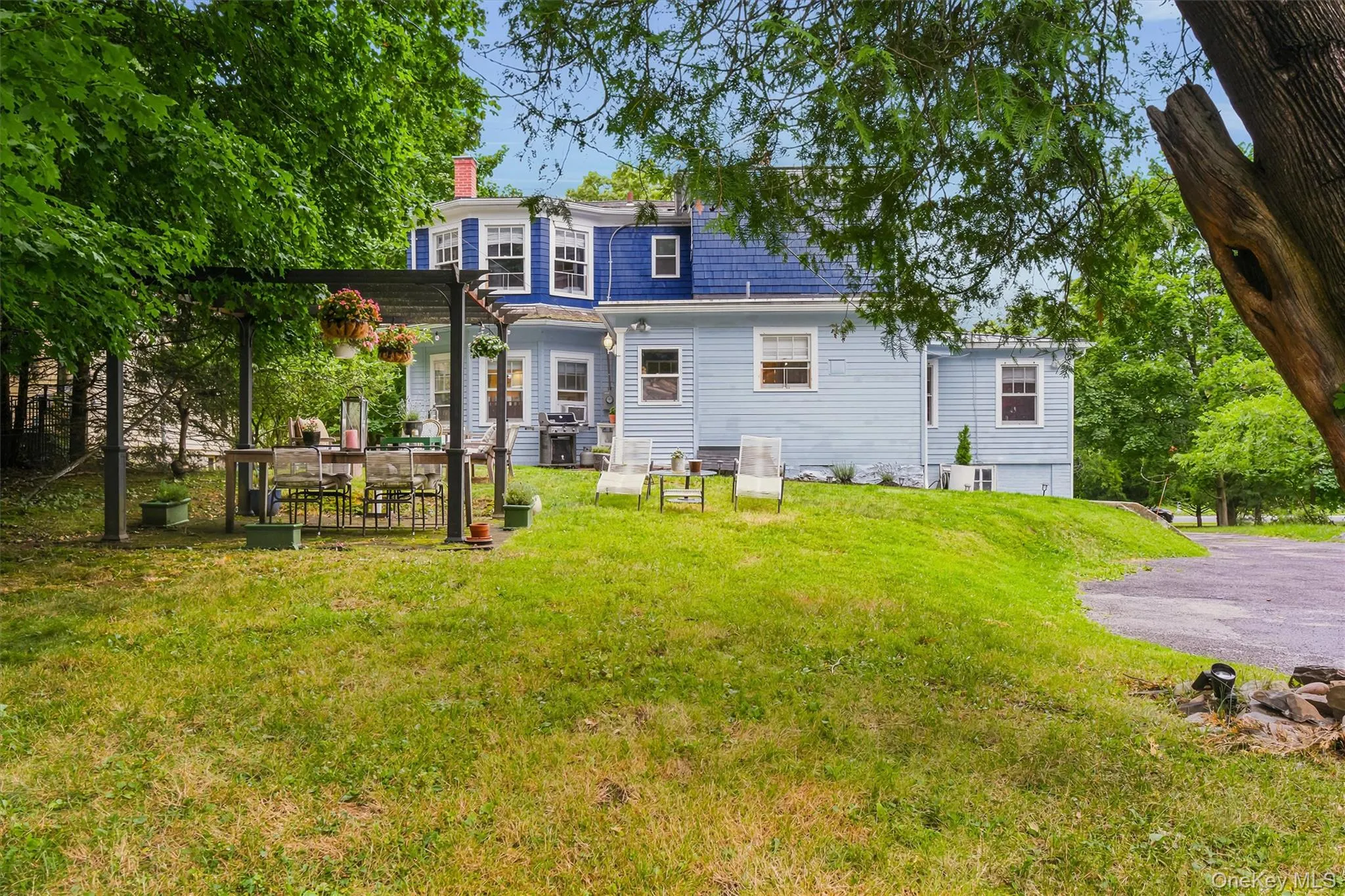 108 Hooker Avenue, Poughkeepsie, NY, 4 Bedrooms Bedrooms, 9 Rooms Rooms,2 BathroomsBathrooms,Residential Lease,For Rent,Hooker,0,1011786 108 Hooker Avenue, Poughkeepsie, NY, 4 Bedrooms Bedrooms, 9 Rooms Rooms,2 BathroomsBathrooms,Residential Lease,For Rent,Hooker,0,1011786