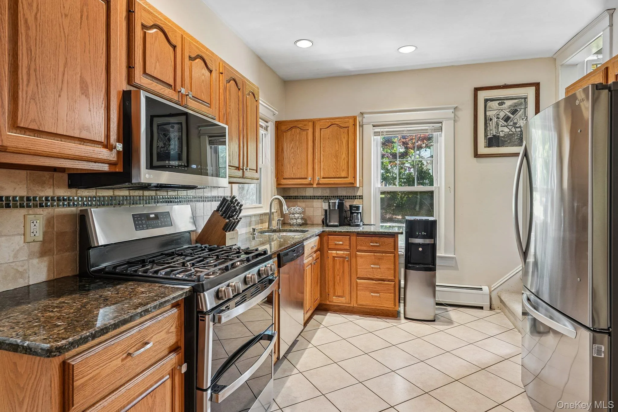 22 Grandview Avenue, Ramapo, NY, 3 Bedrooms Bedrooms, 7 Rooms Rooms,1 BathroomBathrooms,Residential,For Rent,Grandview,0,1011788 22 Grandview Avenue, Ramapo, NY, 3 Bedrooms Bedrooms, 7 Rooms Rooms,1 BathroomBathrooms,Residential,For Rent,Grandview,0,1011788
