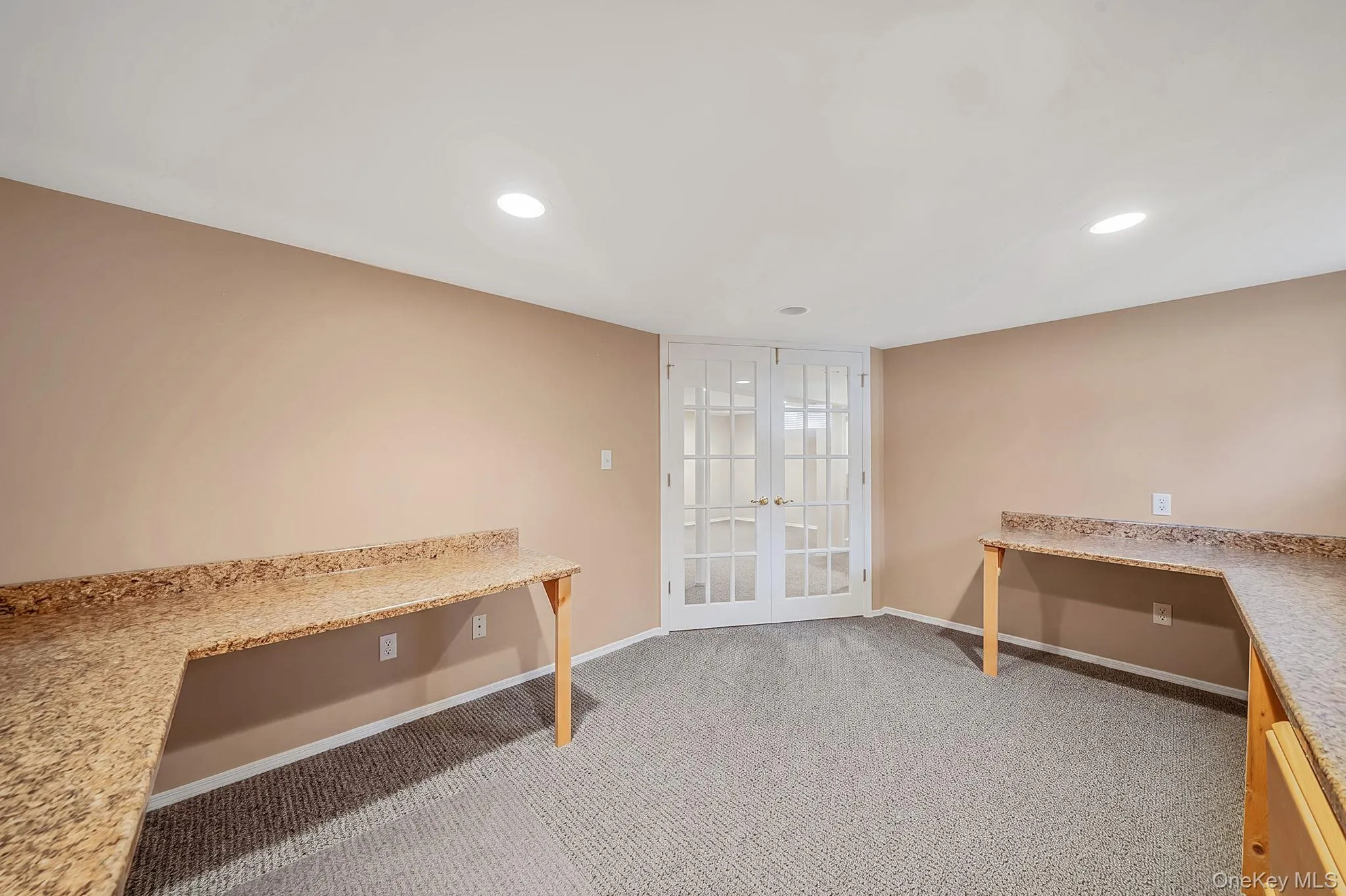 7 Carrie Court, Smithtown, NY, 3 Bedrooms Bedrooms, 7 Rooms Rooms,3 BathroomsBathrooms,Residential,For Rent,Carrie,0,KEY1011789 7 Carrie Court, Smithtown, NY, 3 Bedrooms Bedrooms, 7 Rooms Rooms,3 BathroomsBathrooms,Residential,For Rent,Carrie,0,KEY1011789
