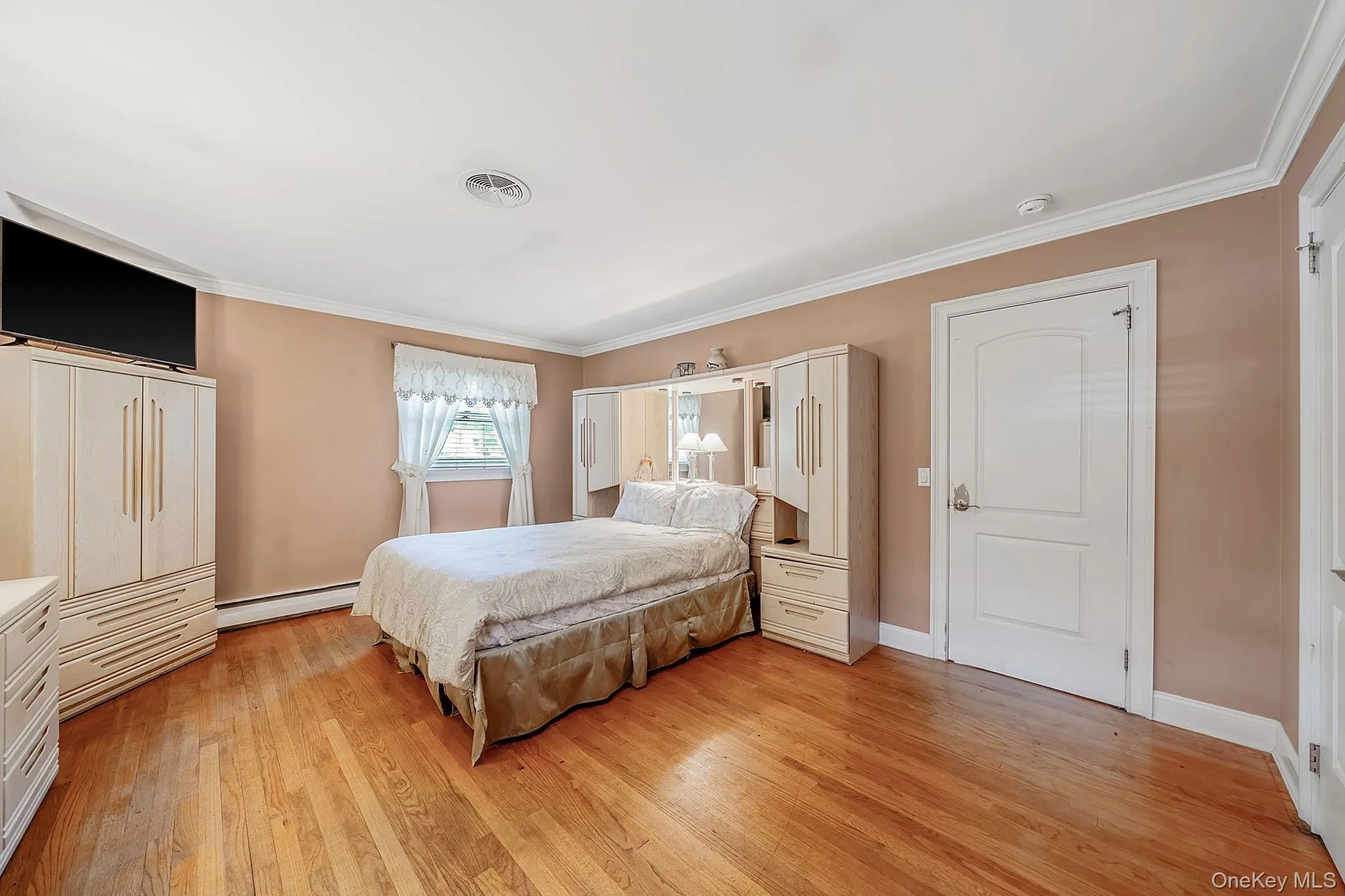 7 Carrie Court, Smithtown, NY, 3 Bedrooms Bedrooms, 7 Rooms Rooms,3 BathroomsBathrooms,Residential,For Rent,Carrie,0,KEY1011789 7 Carrie Court, Smithtown, NY, 3 Bedrooms Bedrooms, 7 Rooms Rooms,3 BathroomsBathrooms,Residential,For Rent,Carrie,0,KEY1011789