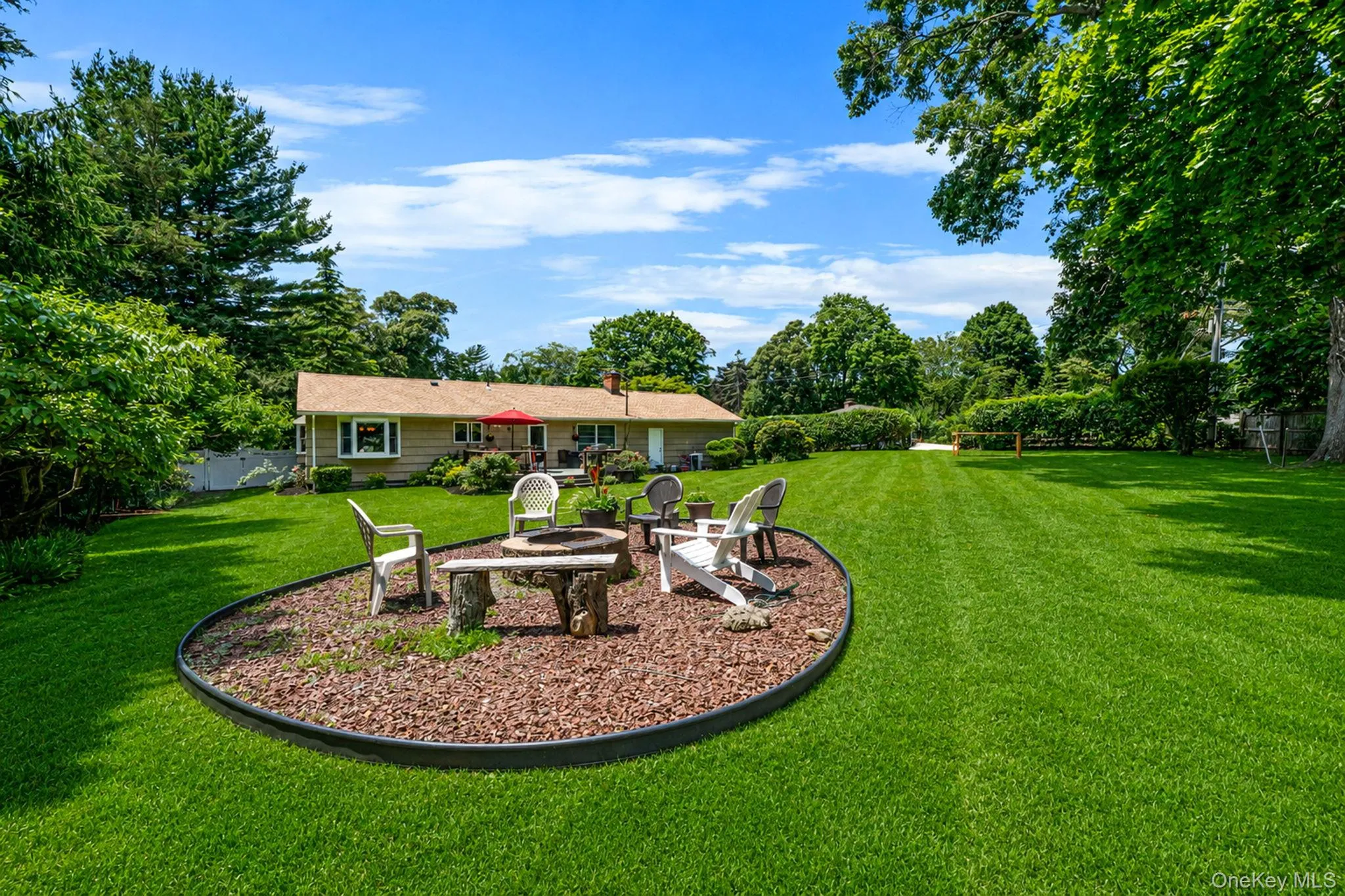7 Carrie Court, Smithtown, NY, 3 Bedrooms Bedrooms, 7 Rooms Rooms,3 BathroomsBathrooms,Residential,For Rent,Carrie,0,KEY1011789 7 Carrie Court, Smithtown, NY, 3 Bedrooms Bedrooms, 7 Rooms Rooms,3 BathroomsBathrooms,Residential,For Rent,Carrie,0,KEY1011789