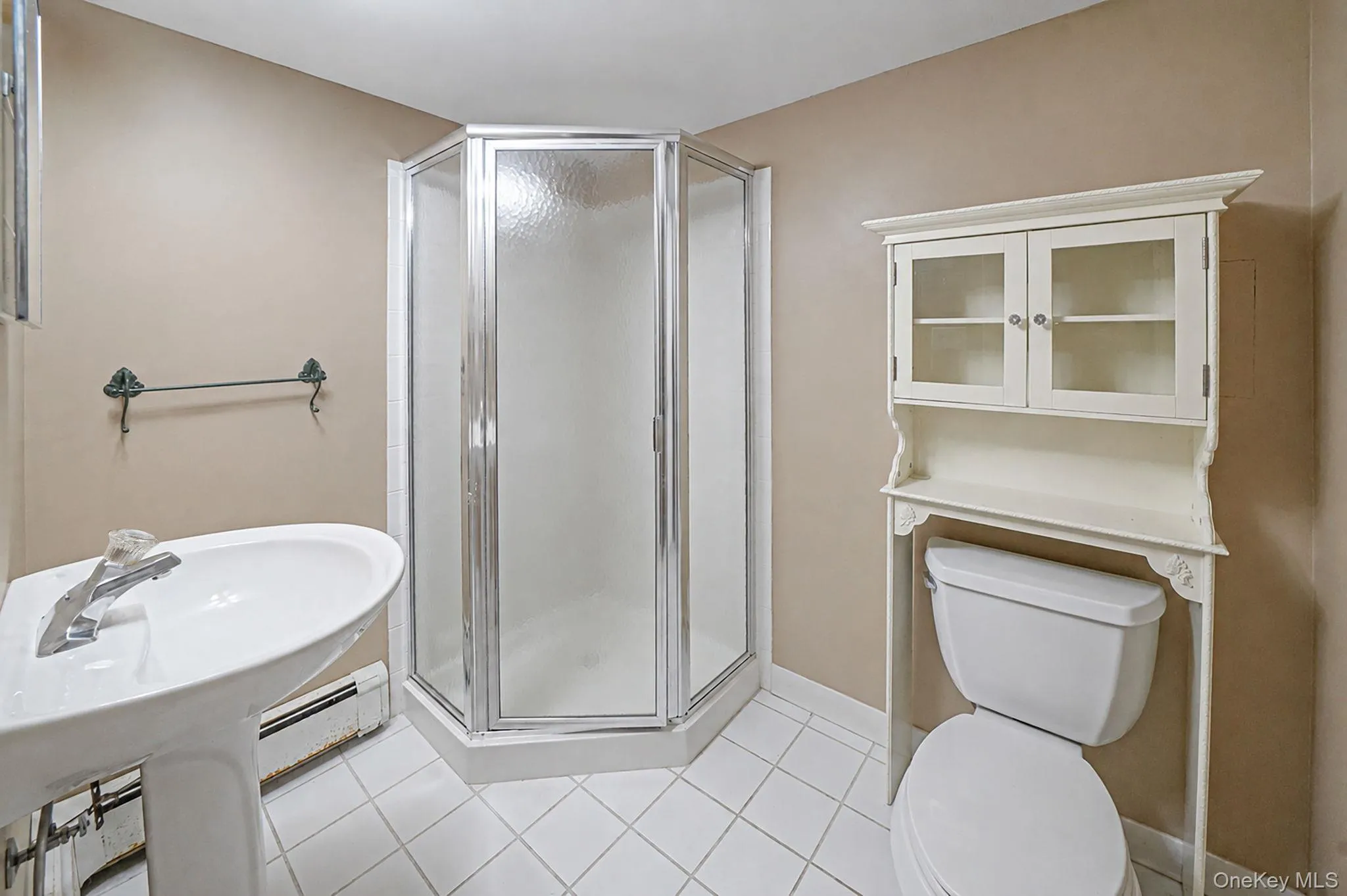 7 Carrie Court, Smithtown, NY, 3 Bedrooms Bedrooms, 7 Rooms Rooms,3 BathroomsBathrooms,Residential,For Rent,Carrie,0,KEY1011789 7 Carrie Court, Smithtown, NY, 3 Bedrooms Bedrooms, 7 Rooms Rooms,3 BathroomsBathrooms,Residential,For Rent,Carrie,0,KEY1011789