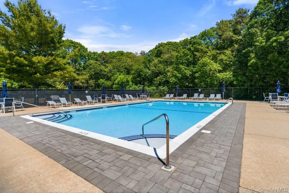 532 Race Place, Islip, NY, 2 Bedrooms Bedrooms, 5 Rooms Rooms,1 BathroomBathrooms,Residential,For Rent,Race,0,1011793 532 Race Place, Islip, NY, 2 Bedrooms Bedrooms, 5 Rooms Rooms,1 BathroomBathrooms,Residential,For Rent,Race,0,1011793