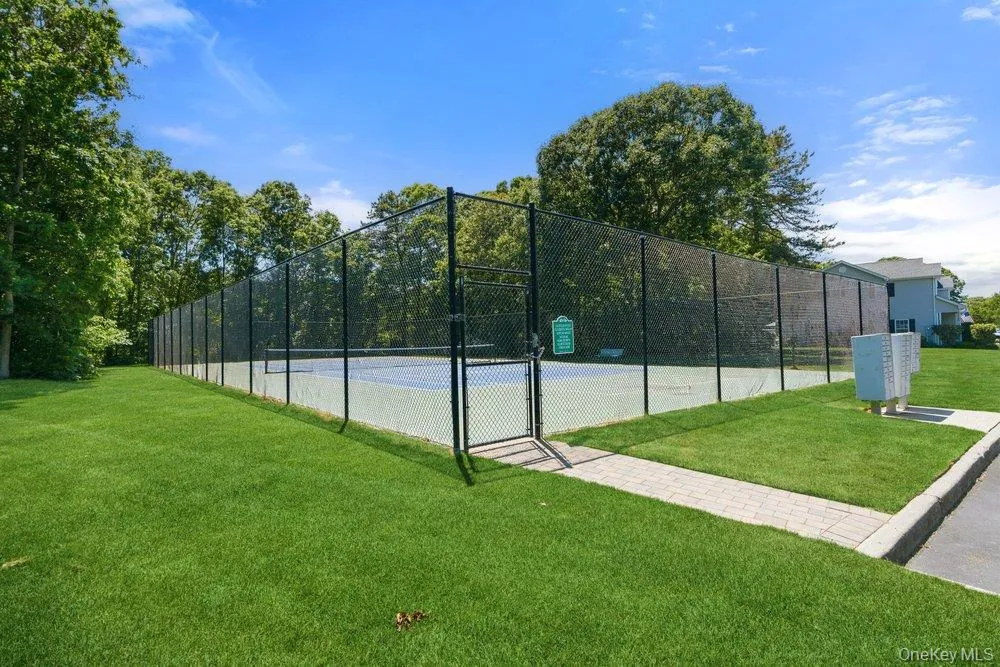 532 Race Place, Islip, NY, 2 Bedrooms Bedrooms, 5 Rooms Rooms,1 BathroomBathrooms,Residential,For Rent,Race,0,1011793 532 Race Place, Islip, NY, 2 Bedrooms Bedrooms, 5 Rooms Rooms,1 BathroomBathrooms,Residential,For Rent,Race,0,1011793