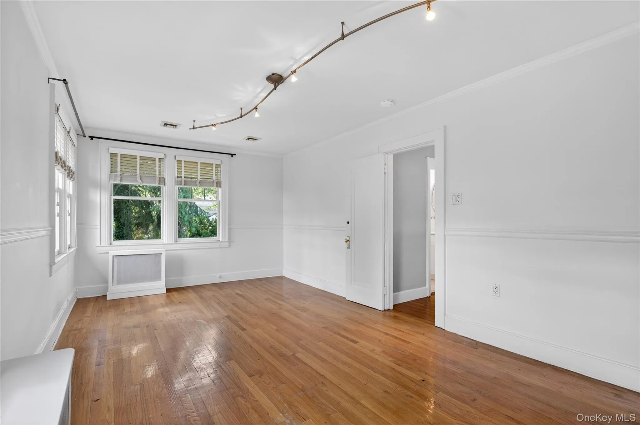 90 Mackey Avenue, North Hempstead, NY, 4 Bedrooms Bedrooms, 8 Rooms Rooms,2 BathroomsBathrooms,Residential Lease,For Rent,Mackey,0,1011795 90 Mackey Avenue, North Hempstead, NY, 4 Bedrooms Bedrooms, 8 Rooms Rooms,2 BathroomsBathrooms,Residential Lease,For Rent,Mackey,0,1011795