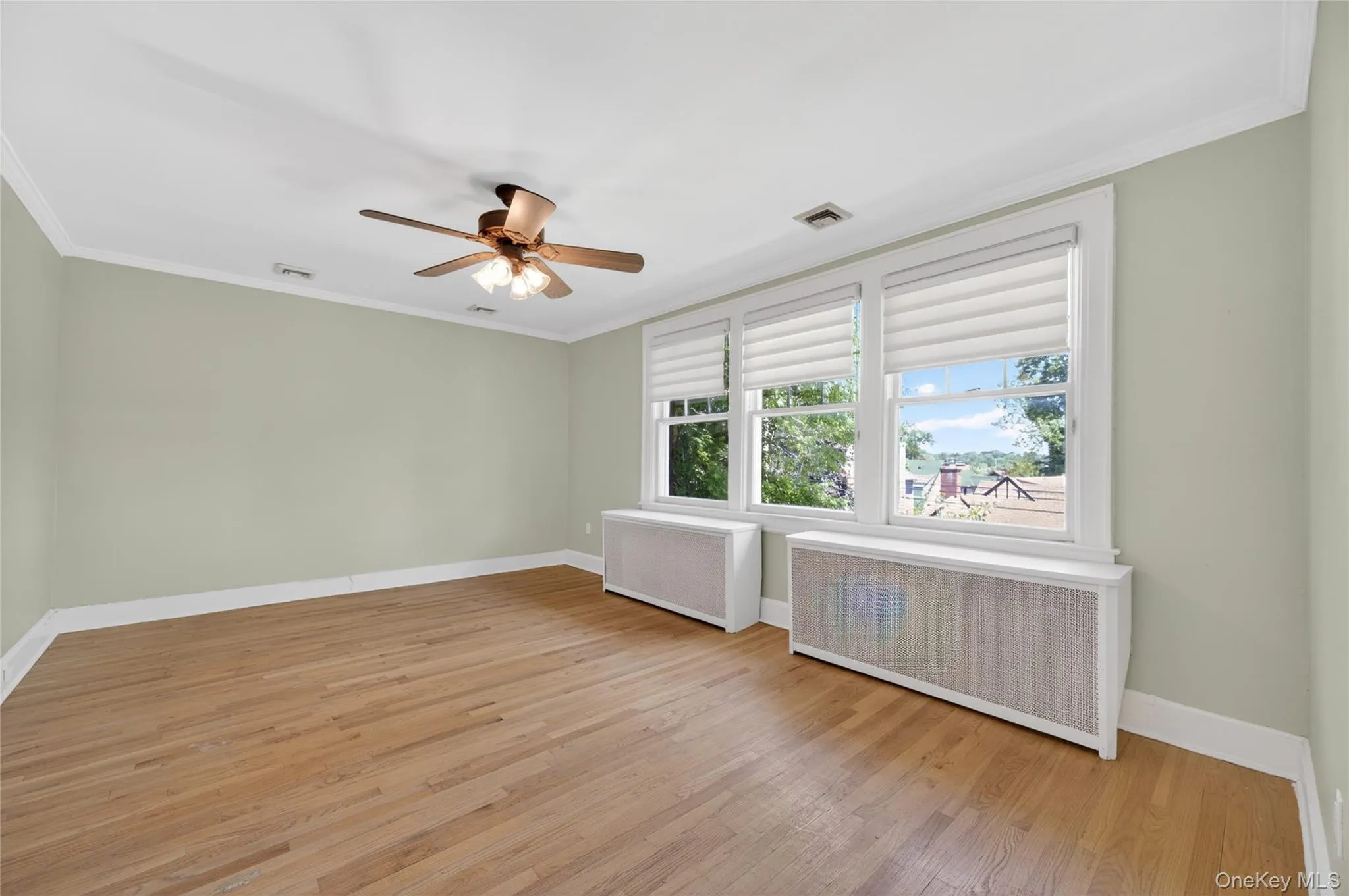 90 Mackey Avenue, North Hempstead, NY, 4 Bedrooms Bedrooms, 8 Rooms Rooms,2 BathroomsBathrooms,Residential Lease,For Rent,Mackey,0,1011795 90 Mackey Avenue, North Hempstead, NY, 4 Bedrooms Bedrooms, 8 Rooms Rooms,2 BathroomsBathrooms,Residential Lease,For Rent,Mackey,0,1011795
