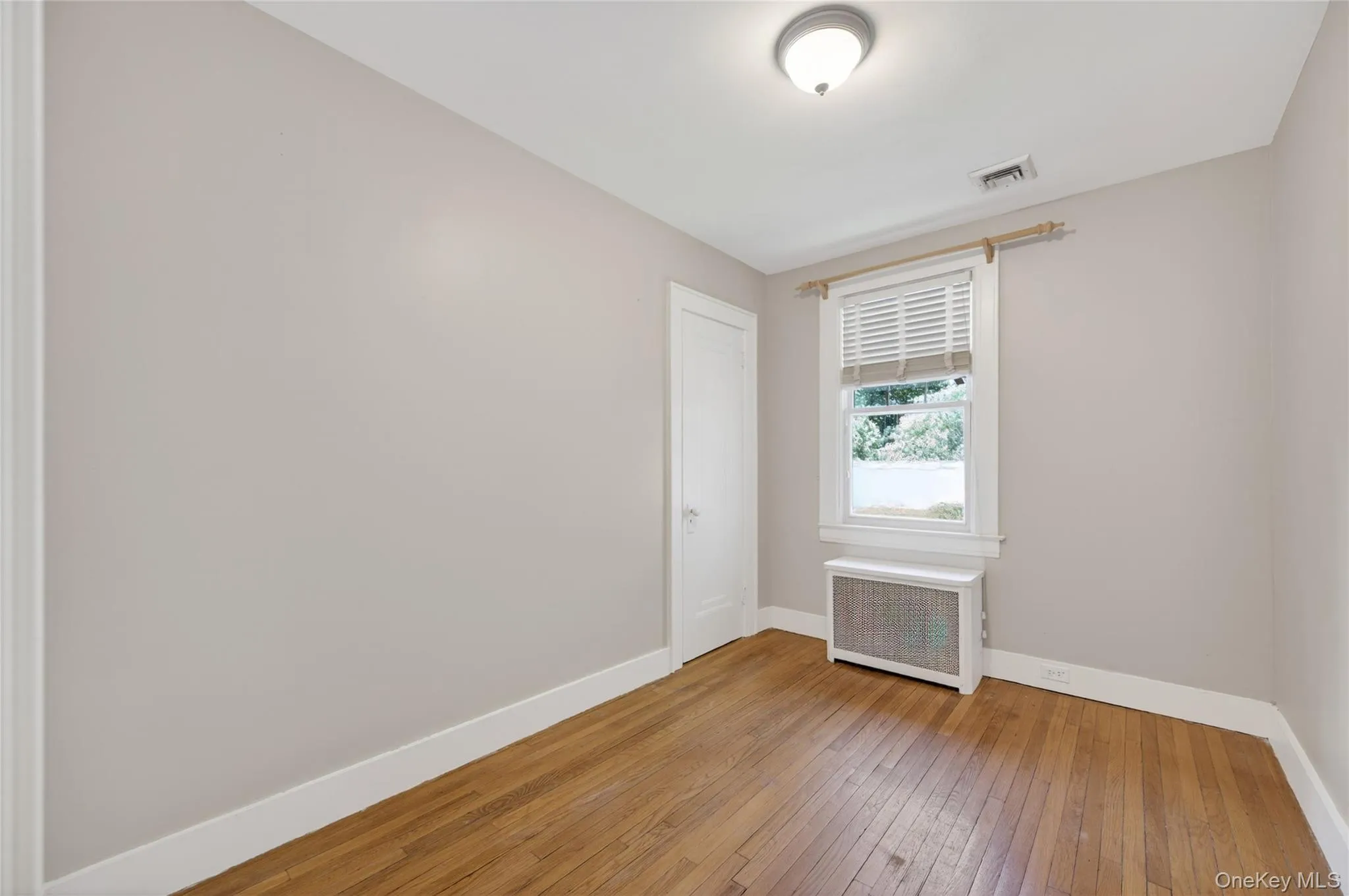 90 Mackey Avenue, North Hempstead, NY, 4 Bedrooms Bedrooms, 8 Rooms Rooms,2 BathroomsBathrooms,Residential Lease,For Rent,Mackey,0,1011795 90 Mackey Avenue, North Hempstead, NY, 4 Bedrooms Bedrooms, 8 Rooms Rooms,2 BathroomsBathrooms,Residential Lease,For Rent,Mackey,0,1011795