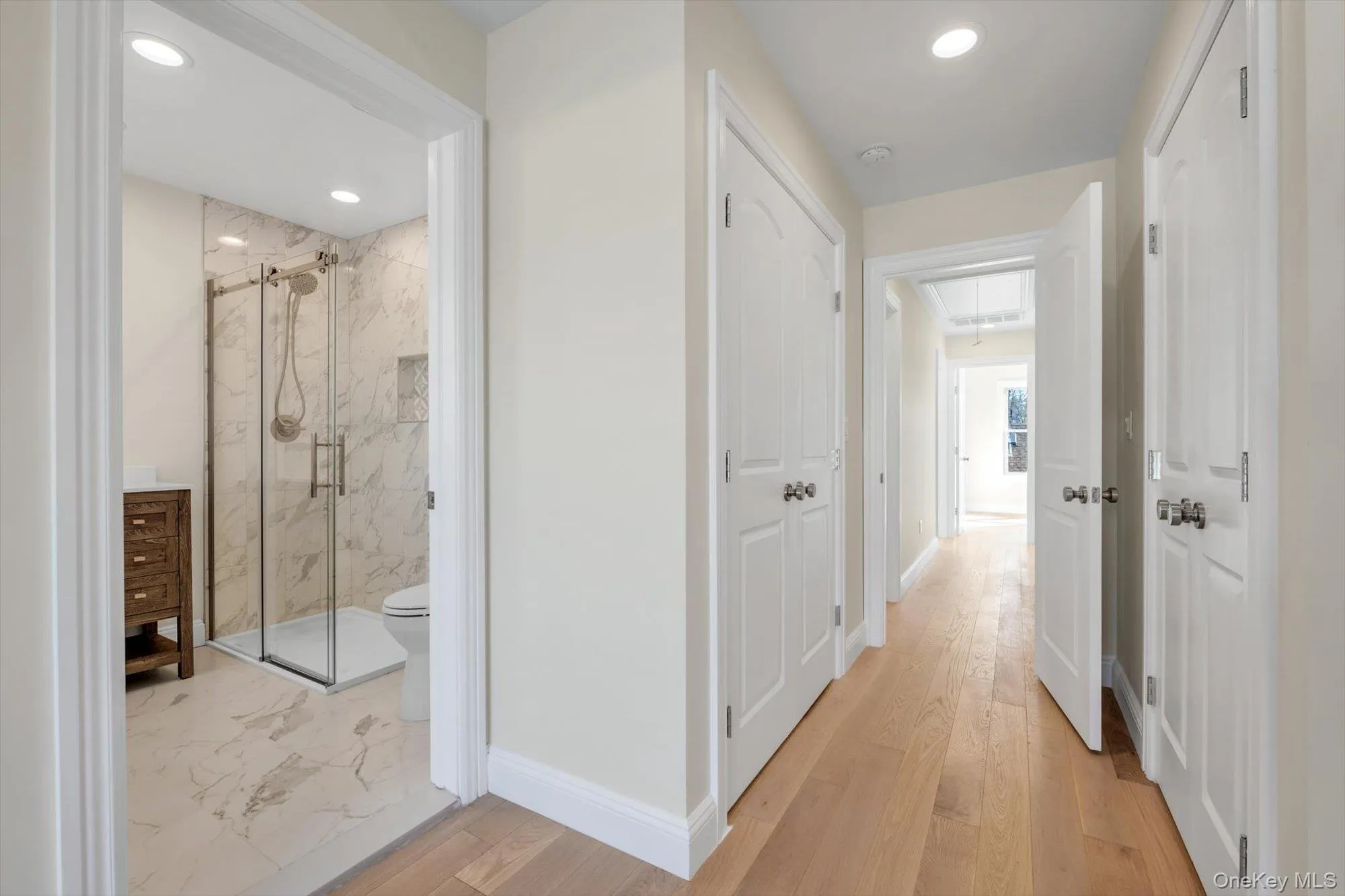 68 Edgewood, North Hempstead, NY, 5 Bedrooms Bedrooms, 8 Rooms Rooms,3 BathroomsBathrooms,Residential Lease,For Rent,Edgewood,0,1011796 68 Edgewood, North Hempstead, NY, 5 Bedrooms Bedrooms, 8 Rooms Rooms,3 BathroomsBathrooms,Residential Lease,For Rent,Edgewood,0,1011796