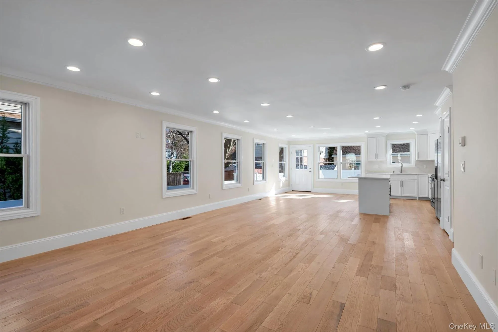 68 Edgewood, North Hempstead, NY, 5 Bedrooms Bedrooms, 8 Rooms Rooms,3 BathroomsBathrooms,Residential Lease,For Rent,Edgewood,0,1011796 68 Edgewood, North Hempstead, NY, 5 Bedrooms Bedrooms, 8 Rooms Rooms,3 BathroomsBathrooms,Residential Lease,For Rent,Edgewood,0,1011796