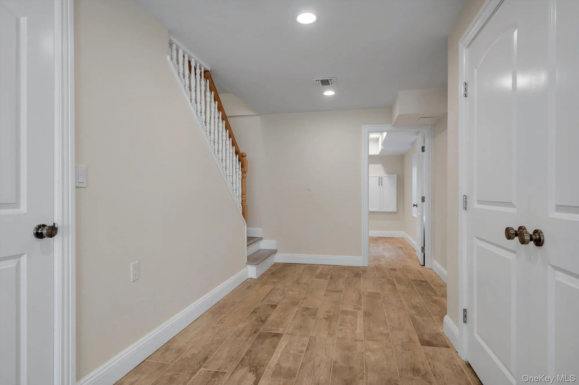 68 Edgewood, North Hempstead, NY, 5 Bedrooms Bedrooms, 8 Rooms Rooms,3 BathroomsBathrooms,Residential Lease,For Rent,Edgewood,0,1011796 68 Edgewood, North Hempstead, NY, 5 Bedrooms Bedrooms, 8 Rooms Rooms,3 BathroomsBathrooms,Residential Lease,For Rent,Edgewood,0,1011796