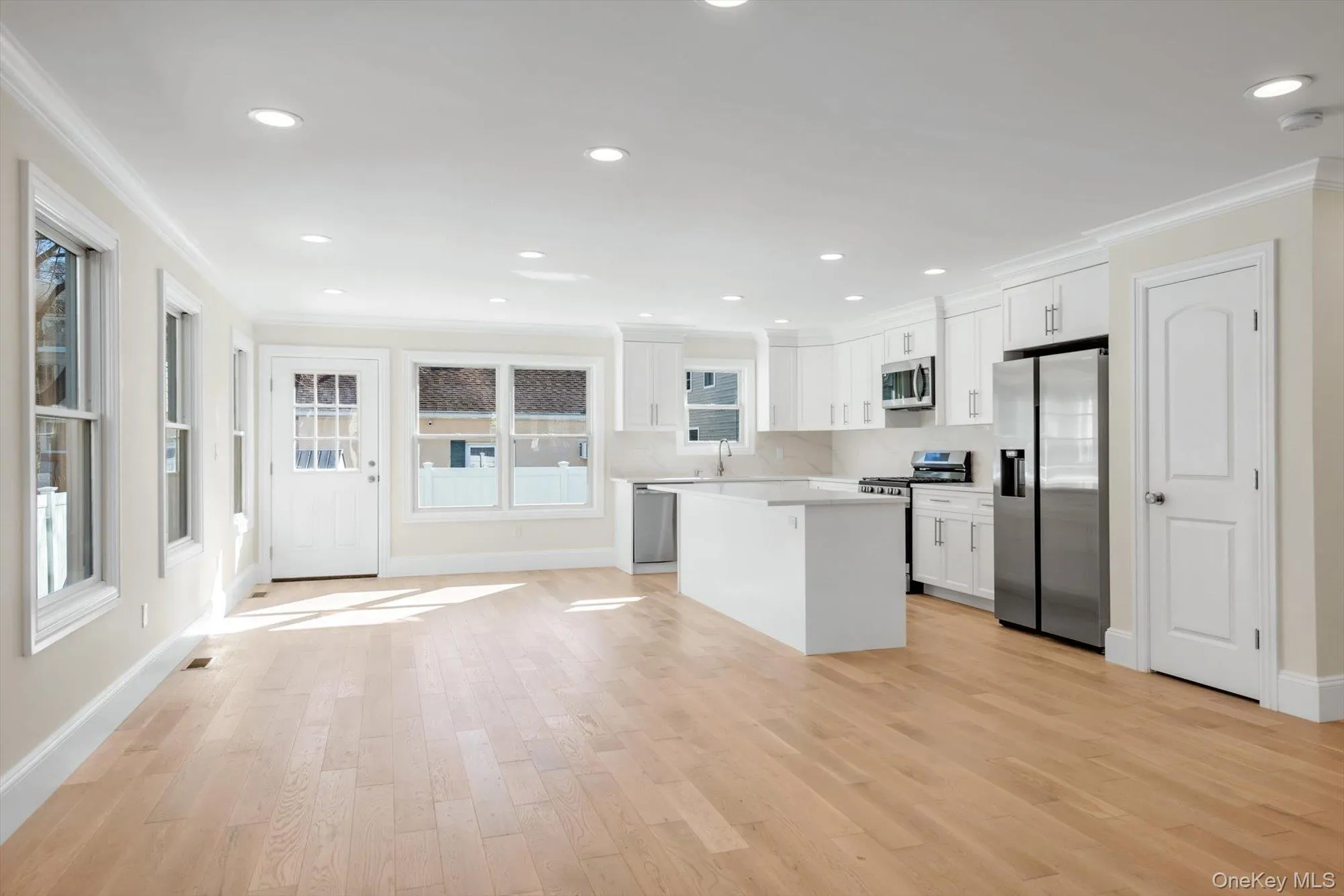 68 Edgewood, North Hempstead, NY, 5 Bedrooms Bedrooms, 8 Rooms Rooms,3 BathroomsBathrooms,Residential Lease,For Rent,Edgewood,0,1011796 68 Edgewood, North Hempstead, NY, 5 Bedrooms Bedrooms, 8 Rooms Rooms,3 BathroomsBathrooms,Residential Lease,For Rent,Edgewood,0,1011796