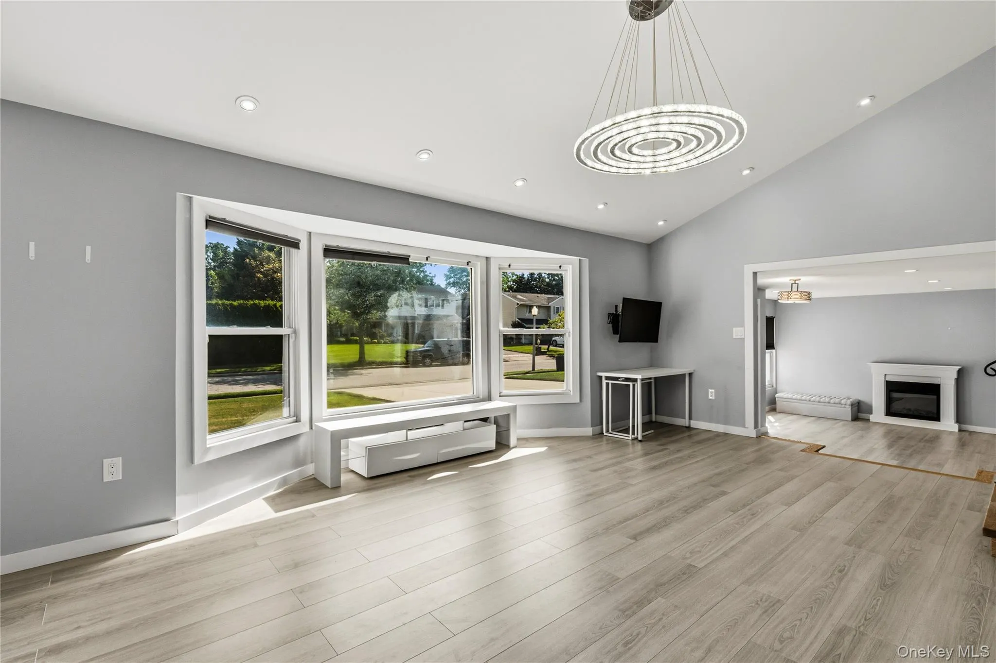 31 Sutton Hill Lane, North Hempstead, NY, 4 Bedrooms Bedrooms, 8 Rooms Rooms,2 BathroomsBathrooms,Residential Lease,For Rent,Sutton Hill,0,1011798 31 Sutton Hill Lane, North Hempstead, NY, 4 Bedrooms Bedrooms, 8 Rooms Rooms,2 BathroomsBathrooms,Residential Lease,For Rent,Sutton Hill,0,1011798