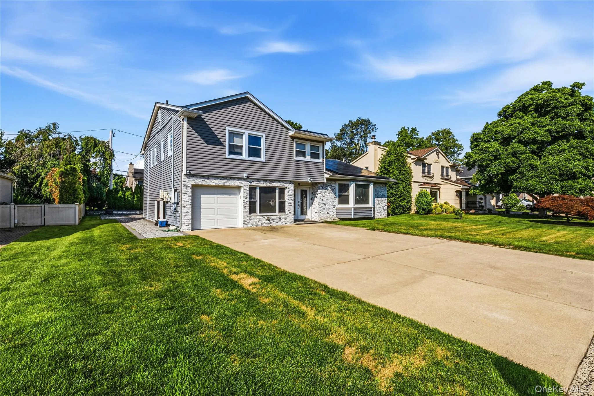 31 Sutton Hill Lane, North Hempstead, NY, 4 Bedrooms Bedrooms, 8 Rooms Rooms,2 BathroomsBathrooms,Residential Lease,For Rent,Sutton Hill,0,1011798 31 Sutton Hill Lane, North Hempstead, NY, 4 Bedrooms Bedrooms, 8 Rooms Rooms,2 BathroomsBathrooms,Residential Lease,For Rent,Sutton Hill,0,1011798