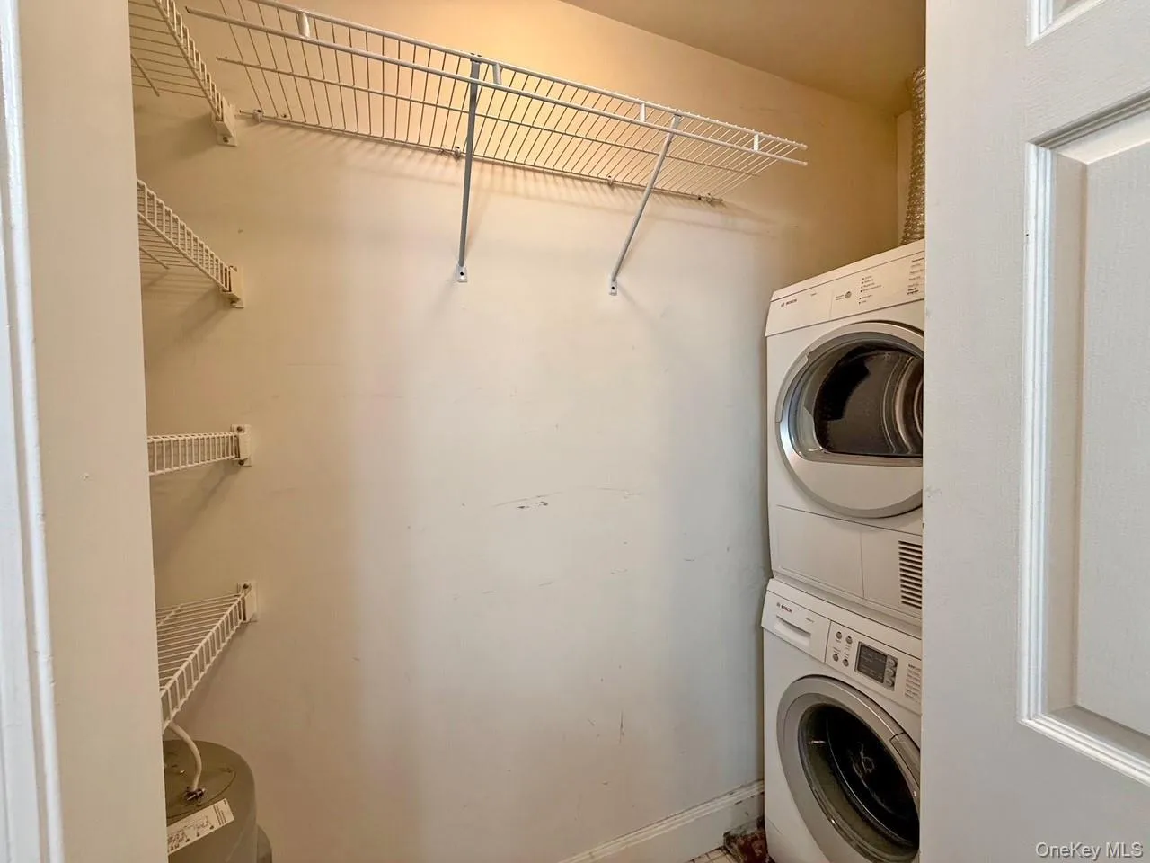 45 Tivoli Gardens, Red Hook, NY, 1 Bedroom Bedrooms, 2 Rooms Rooms,1 BathroomBathrooms,Residential,For Rent,Tivoli,0,1011801 45 Tivoli Gardens, Red Hook, NY, 1 Bedroom Bedrooms, 2 Rooms Rooms,1 BathroomBathrooms,Residential,For Rent,Tivoli,0,1011801