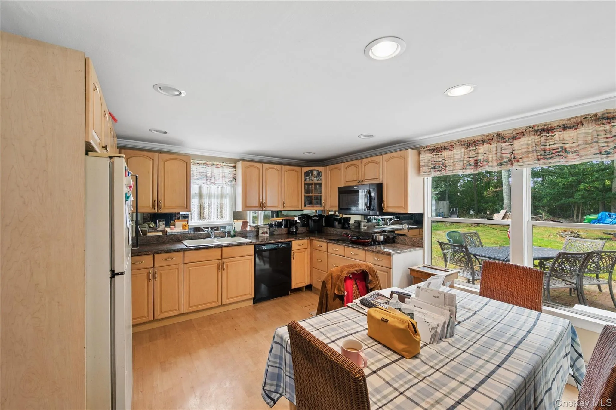 10 Elk Lane, Brookhaven, NY, 4 Bedrooms Bedrooms, 9 Rooms Rooms,2 BathroomsBathrooms,Residential,For Rent,Elk,0,1011802 10 Elk Lane, Brookhaven, NY, 4 Bedrooms Bedrooms, 9 Rooms Rooms,2 BathroomsBathrooms,Residential,For Rent,Elk,0,1011802
