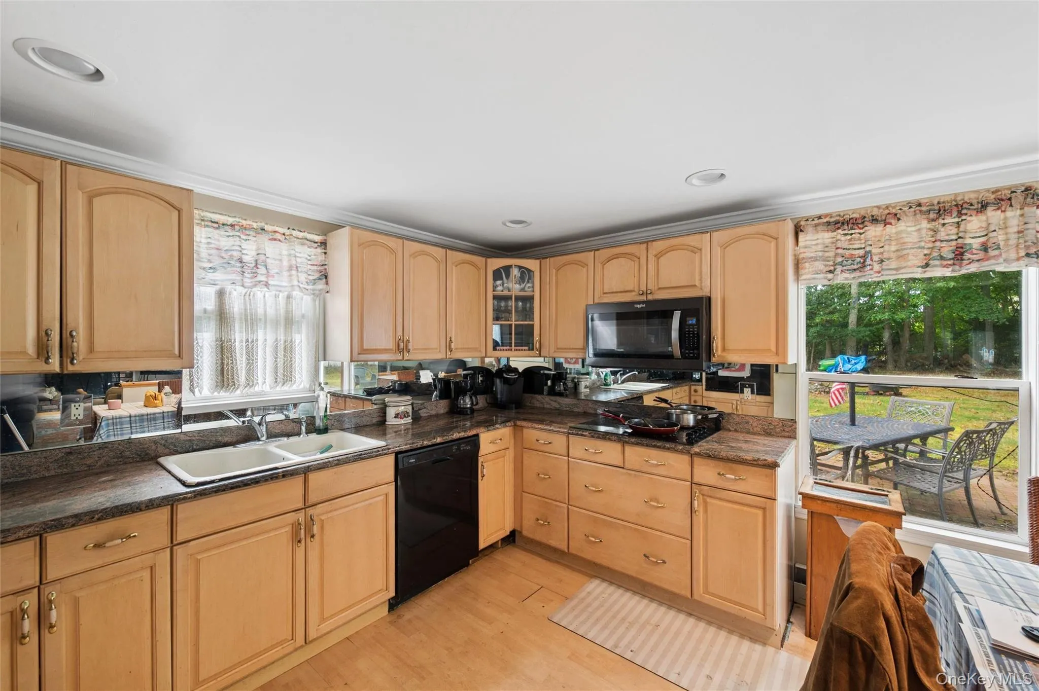 10 Elk Lane, Brookhaven, NY, 4 Bedrooms Bedrooms, 9 Rooms Rooms,2 BathroomsBathrooms,Residential,For Rent,Elk,0,1011802 10 Elk Lane, Brookhaven, NY, 4 Bedrooms Bedrooms, 9 Rooms Rooms,2 BathroomsBathrooms,Residential,For Rent,Elk,0,1011802