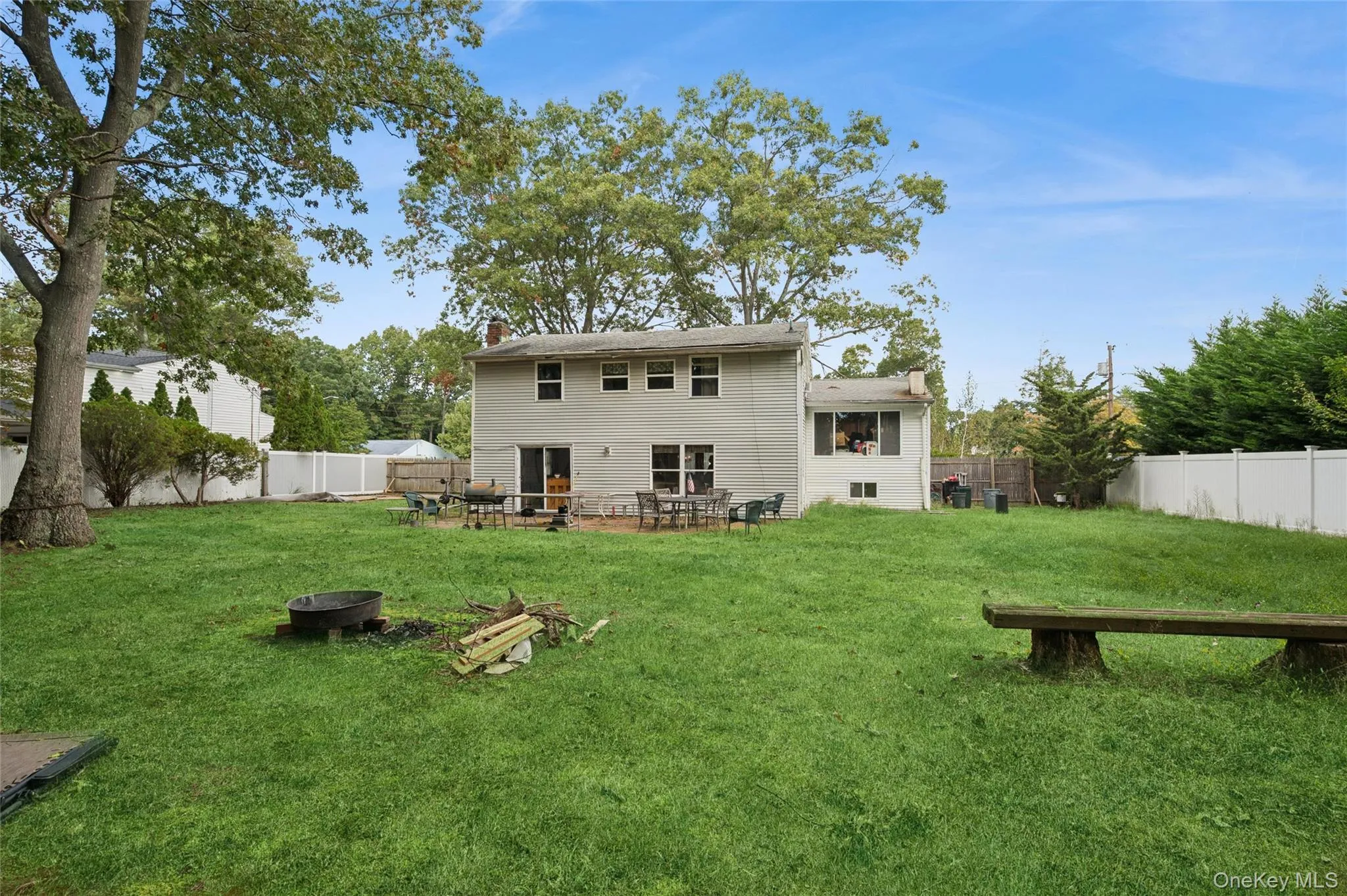 10 Elk Lane, Brookhaven, NY, 4 Bedrooms Bedrooms, 9 Rooms Rooms,2 BathroomsBathrooms,Residential,For Rent,Elk,0,1011802 10 Elk Lane, Brookhaven, NY, 4 Bedrooms Bedrooms, 9 Rooms Rooms,2 BathroomsBathrooms,Residential,For Rent,Elk,0,1011802