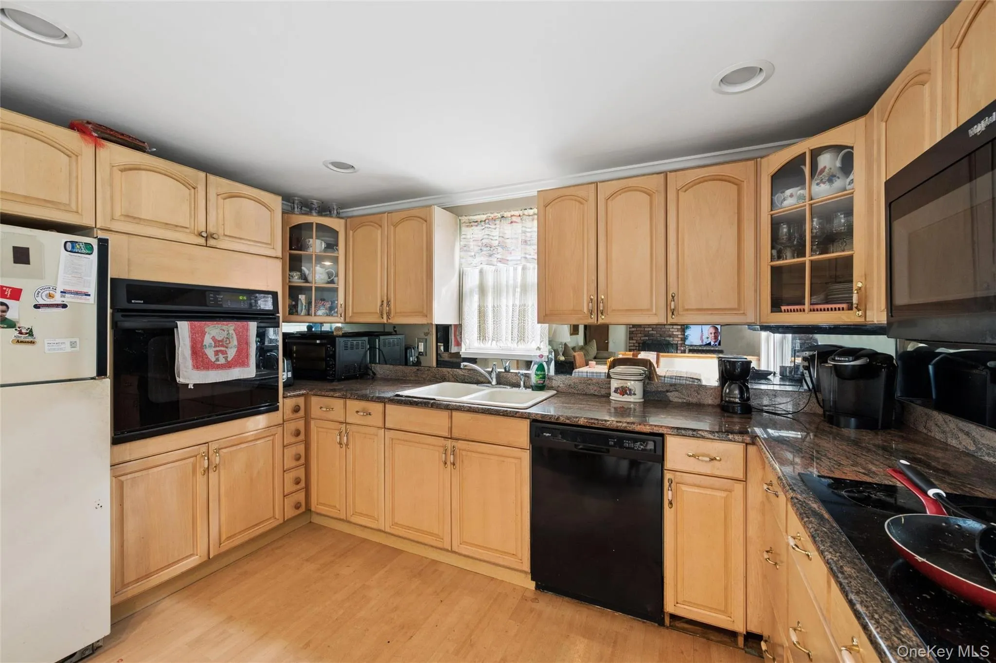 10 Elk Lane, Brookhaven, NY, 4 Bedrooms Bedrooms, 9 Rooms Rooms,2 BathroomsBathrooms,Residential,For Rent,Elk,0,1011802 10 Elk Lane, Brookhaven, NY, 4 Bedrooms Bedrooms, 9 Rooms Rooms,2 BathroomsBathrooms,Residential,For Rent,Elk,0,1011802