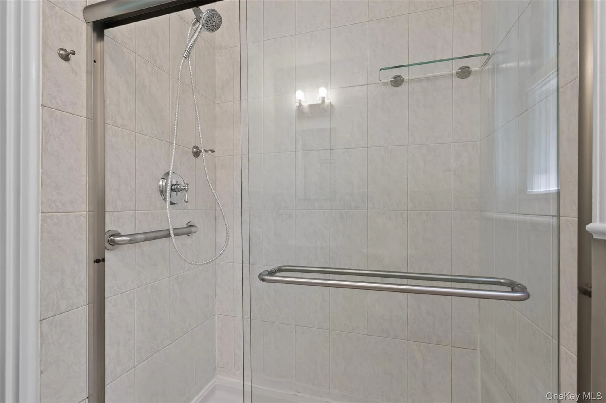 39 Jane Street, Greenburgh, NY, 4 Bedrooms Bedrooms, 9 Rooms Rooms,3 BathroomsBathrooms,Residential,For Rent,Jane,0,KEY1011803 39 Jane Street, Greenburgh, NY, 4 Bedrooms Bedrooms, 9 Rooms Rooms,3 BathroomsBathrooms,Residential,For Rent,Jane,0,KEY1011803