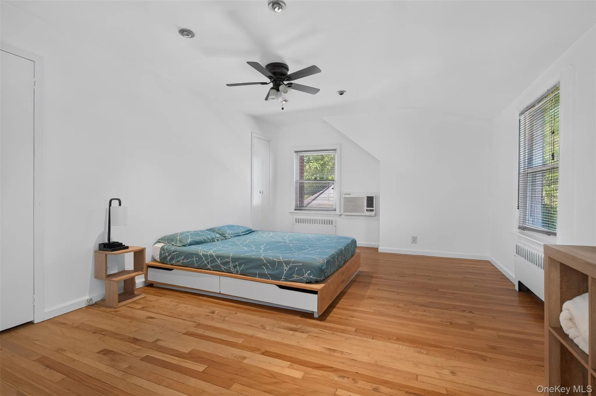 39 Jane Street, Greenburgh, NY, 4 Bedrooms Bedrooms, 9 Rooms Rooms,3 BathroomsBathrooms,Residential,For Rent,Jane,0,KEY1011803 39 Jane Street, Greenburgh, NY, 4 Bedrooms Bedrooms, 9 Rooms Rooms,3 BathroomsBathrooms,Residential,For Rent,Jane,0,KEY1011803