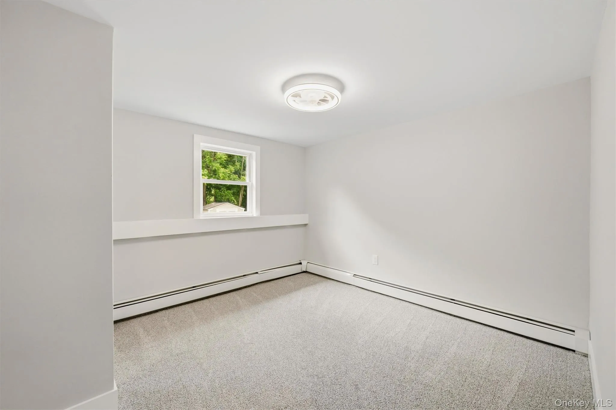 12 Dickerson Place, Warwick (town), NY, 3 Bedrooms Bedrooms, 11 Rooms Rooms,1 BathroomBathrooms,Residential,For Rent,Dickerson,0,1011807 12 Dickerson Place, Warwick (town), NY, 3 Bedrooms Bedrooms, 11 Rooms Rooms,1 BathroomBathrooms,Residential,For Rent,Dickerson,0,1011807