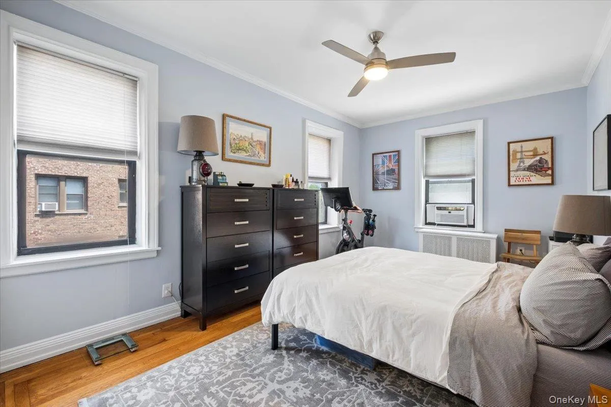 Spacious Bedroom w/ Ceiling Fan Spacious Bedroom w/ Ceiling Fan