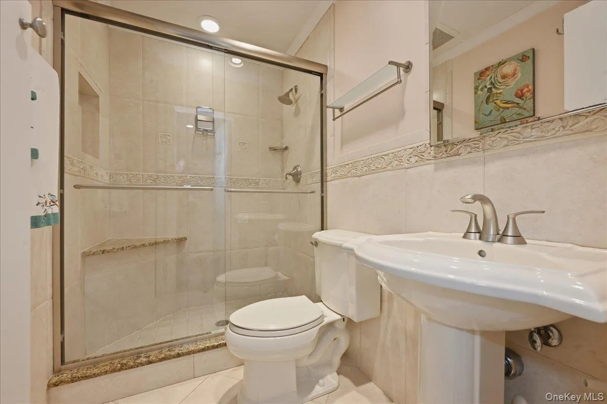 16 Penny Lane, Hempstead, NY, 4 Bedrooms Bedrooms, 9 Rooms Rooms,2 BathroomsBathrooms,Residential,For Rent,Penny,0,1011810 16 Penny Lane, Hempstead, NY, 4 Bedrooms Bedrooms, 9 Rooms Rooms,2 BathroomsBathrooms,Residential,For Rent,Penny,0,1011810