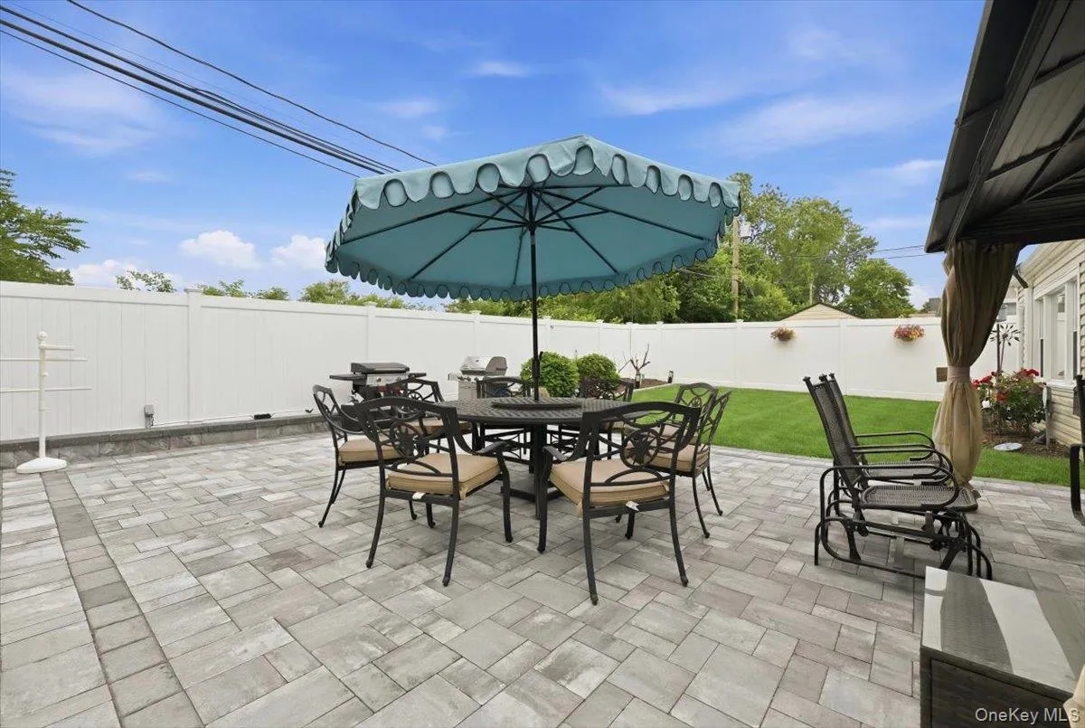 16 Penny Lane, Hempstead, NY, 4 Bedrooms Bedrooms, 9 Rooms Rooms,2 BathroomsBathrooms,Residential,For Rent,Penny,0,1011810 16 Penny Lane, Hempstead, NY, 4 Bedrooms Bedrooms, 9 Rooms Rooms,2 BathroomsBathrooms,Residential,For Rent,Penny,0,1011810
