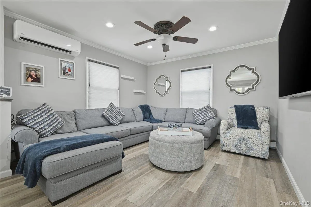 16 Penny Lane, Hempstead, NY, 4 Bedrooms Bedrooms, 9 Rooms Rooms,2 BathroomsBathrooms,Residential,For Rent,Penny,0,1011810 16 Penny Lane, Hempstead, NY, 4 Bedrooms Bedrooms, 9 Rooms Rooms,2 BathroomsBathrooms,Residential,For Rent,Penny,0,1011810