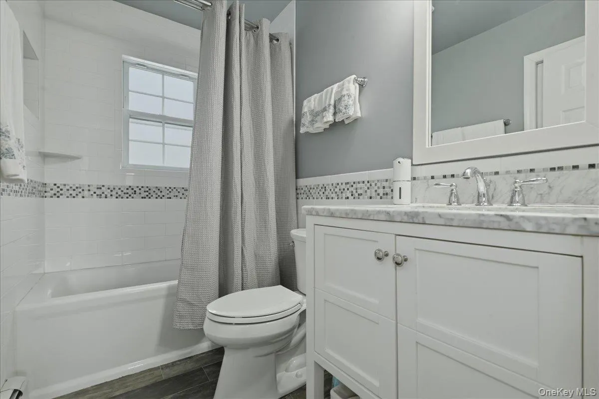 16 Penny Lane, Hempstead, NY, 4 Bedrooms Bedrooms, 9 Rooms Rooms,2 BathroomsBathrooms,Residential,For Rent,Penny,0,1011810 16 Penny Lane, Hempstead, NY, 4 Bedrooms Bedrooms, 9 Rooms Rooms,2 BathroomsBathrooms,Residential,For Rent,Penny,0,1011810