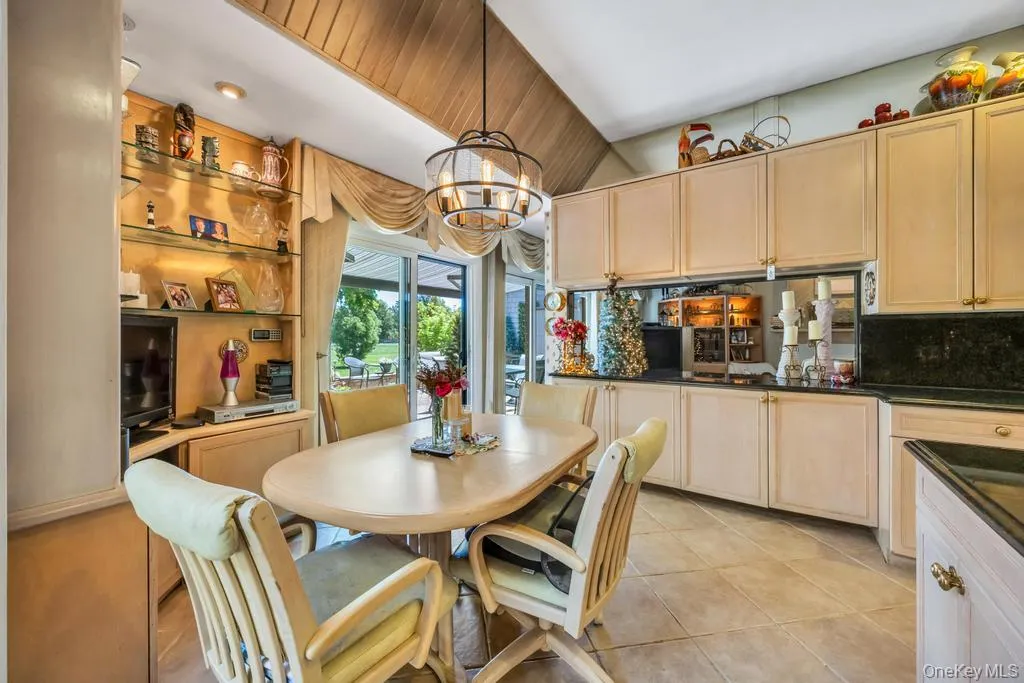 202 Captains Way, Islip, NY, 2 Bedrooms Bedrooms, 7 Rooms Rooms,2 BathroomsBathrooms,Residential,For Rent,Captains,0,1011815 202 Captains Way, Islip, NY, 2 Bedrooms Bedrooms, 7 Rooms Rooms,2 BathroomsBathrooms,Residential,For Rent,Captains,0,1011815
