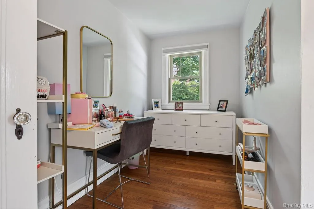 33 Lynwood Road, Greenburgh, NY, 5 Bedrooms Bedrooms, 8 Rooms Rooms,3 BathroomsBathrooms,Residential Lease,For Rent,Lynwood,0,1011826 33 Lynwood Road, Greenburgh, NY, 5 Bedrooms Bedrooms, 8 Rooms Rooms,3 BathroomsBathrooms,Residential Lease,For Rent,Lynwood,0,1011826