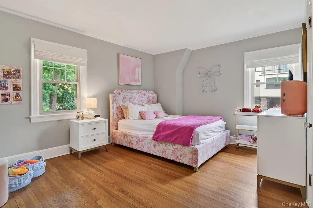 33 Lynwood Road, Greenburgh, NY, 5 Bedrooms Bedrooms, 8 Rooms Rooms,3 BathroomsBathrooms,Residential Lease,For Rent,Lynwood,0,1011826 33 Lynwood Road, Greenburgh, NY, 5 Bedrooms Bedrooms, 8 Rooms Rooms,3 BathroomsBathrooms,Residential Lease,For Rent,Lynwood,0,1011826