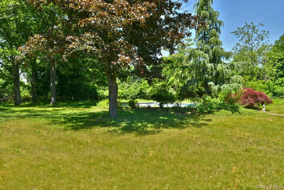 44 Peppermint Road, Smithtown, NY, 4 Bedrooms Bedrooms, 10 Rooms Rooms,3 BathroomsBathrooms,Residential,For Rent,Peppermint,0,1011827 44 Peppermint Road, Smithtown, NY, 4 Bedrooms Bedrooms, 10 Rooms Rooms,3 BathroomsBathrooms,Residential,For Rent,Peppermint,0,1011827