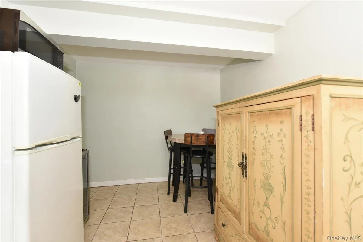44 Peppermint Road, Smithtown, NY, 4 Bedrooms Bedrooms, 10 Rooms Rooms,3 BathroomsBathrooms,Residential,For Rent,Peppermint,0,1011827 44 Peppermint Road, Smithtown, NY, 4 Bedrooms Bedrooms, 10 Rooms Rooms,3 BathroomsBathrooms,Residential,For Rent,Peppermint,0,1011827