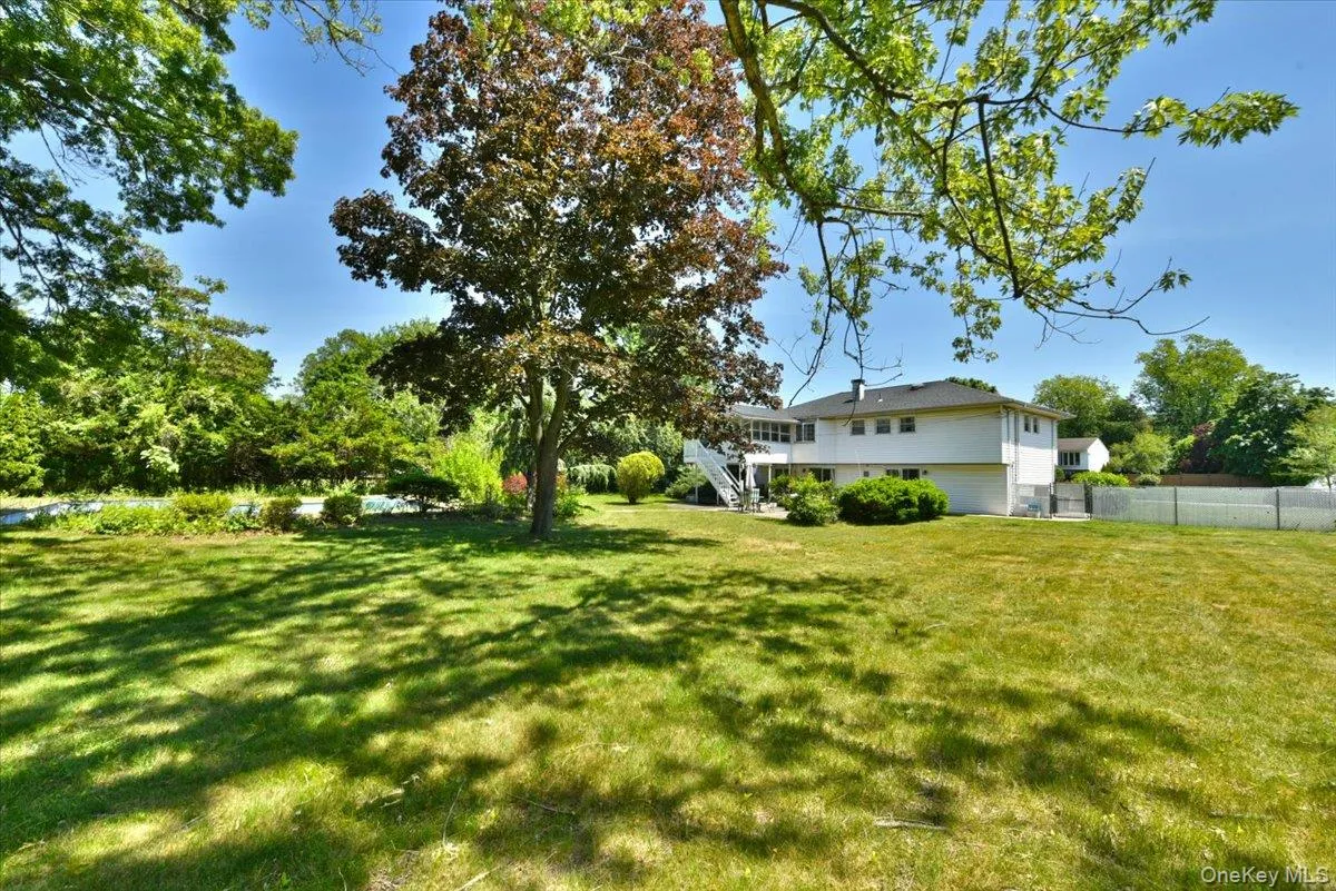44 Peppermint Road, Smithtown, NY, 4 Bedrooms Bedrooms, 10 Rooms Rooms,3 BathroomsBathrooms,Residential,For Rent,Peppermint,0,1011827 44 Peppermint Road, Smithtown, NY, 4 Bedrooms Bedrooms, 10 Rooms Rooms,3 BathroomsBathrooms,Residential,For Rent,Peppermint,0,1011827