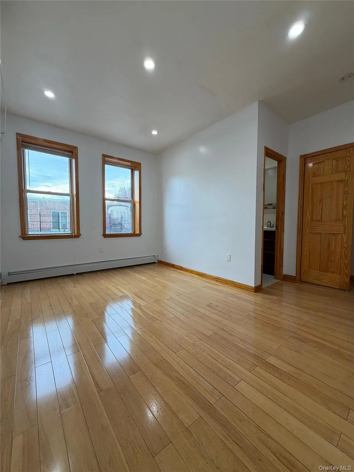 4216 Bell Boulevard, New York, NY, 2 Bedrooms Bedrooms, 5 Rooms Rooms,2 BathroomsBathrooms,Residential Lease,For Rent,Bell,0,KEY1011830 4216 Bell Boulevard, New York, NY, 2 Bedrooms Bedrooms, 5 Rooms Rooms,2 BathroomsBathrooms,Residential Lease,For Rent,Bell,0,KEY1011830