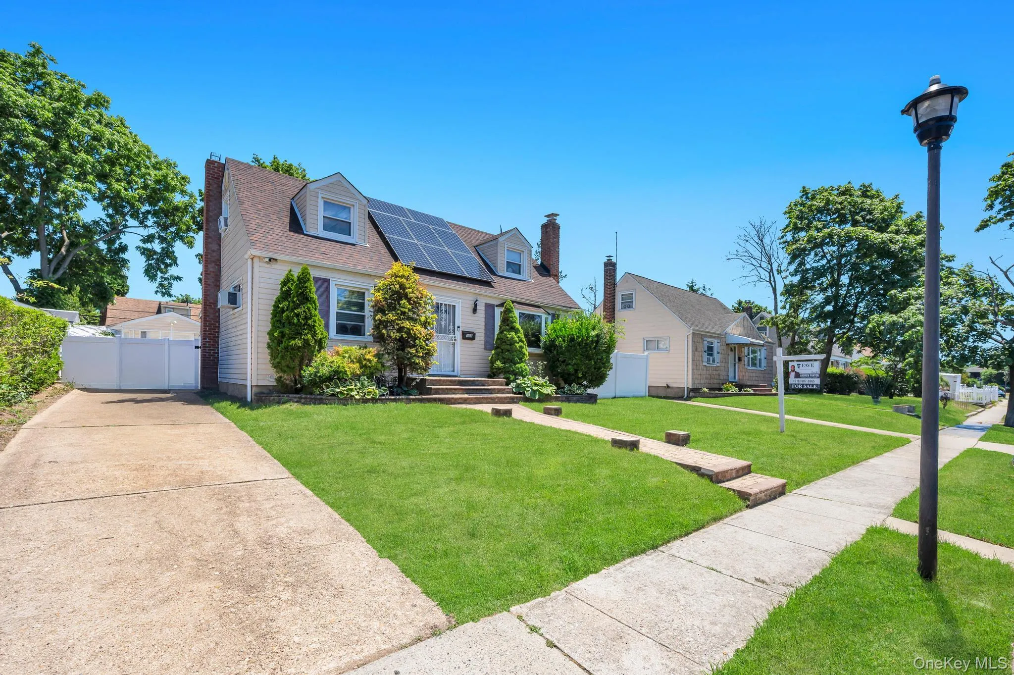 963 Ditmas Avenue, Hempstead, NY, 4 Bedrooms Bedrooms, 8 Rooms Rooms,2 BathroomsBathrooms,Residential,For Rent,Ditmas,0,KEY1011832 963 Ditmas Avenue, Hempstead, NY, 4 Bedrooms Bedrooms, 8 Rooms Rooms,2 BathroomsBathrooms,Residential,For Rent,Ditmas,0,KEY1011832