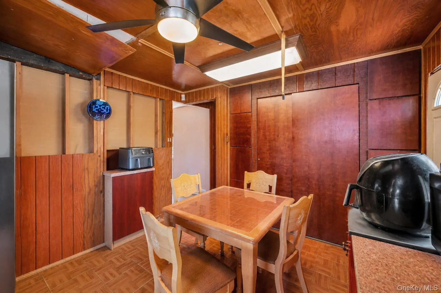 963 Ditmas Avenue, Hempstead, NY, 4 Bedrooms Bedrooms, 8 Rooms Rooms,2 BathroomsBathrooms,Residential,For Rent,Ditmas,0,KEY1011832 963 Ditmas Avenue, Hempstead, NY, 4 Bedrooms Bedrooms, 8 Rooms Rooms,2 BathroomsBathrooms,Residential,For Rent,Ditmas,0,KEY1011832