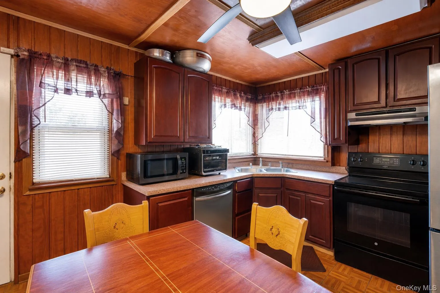 963 Ditmas Avenue, Hempstead, NY, 4 Bedrooms Bedrooms, 8 Rooms Rooms,2 BathroomsBathrooms,Residential,For Rent,Ditmas,0,KEY1011832 963 Ditmas Avenue, Hempstead, NY, 4 Bedrooms Bedrooms, 8 Rooms Rooms,2 BathroomsBathrooms,Residential,For Rent,Ditmas,0,KEY1011832