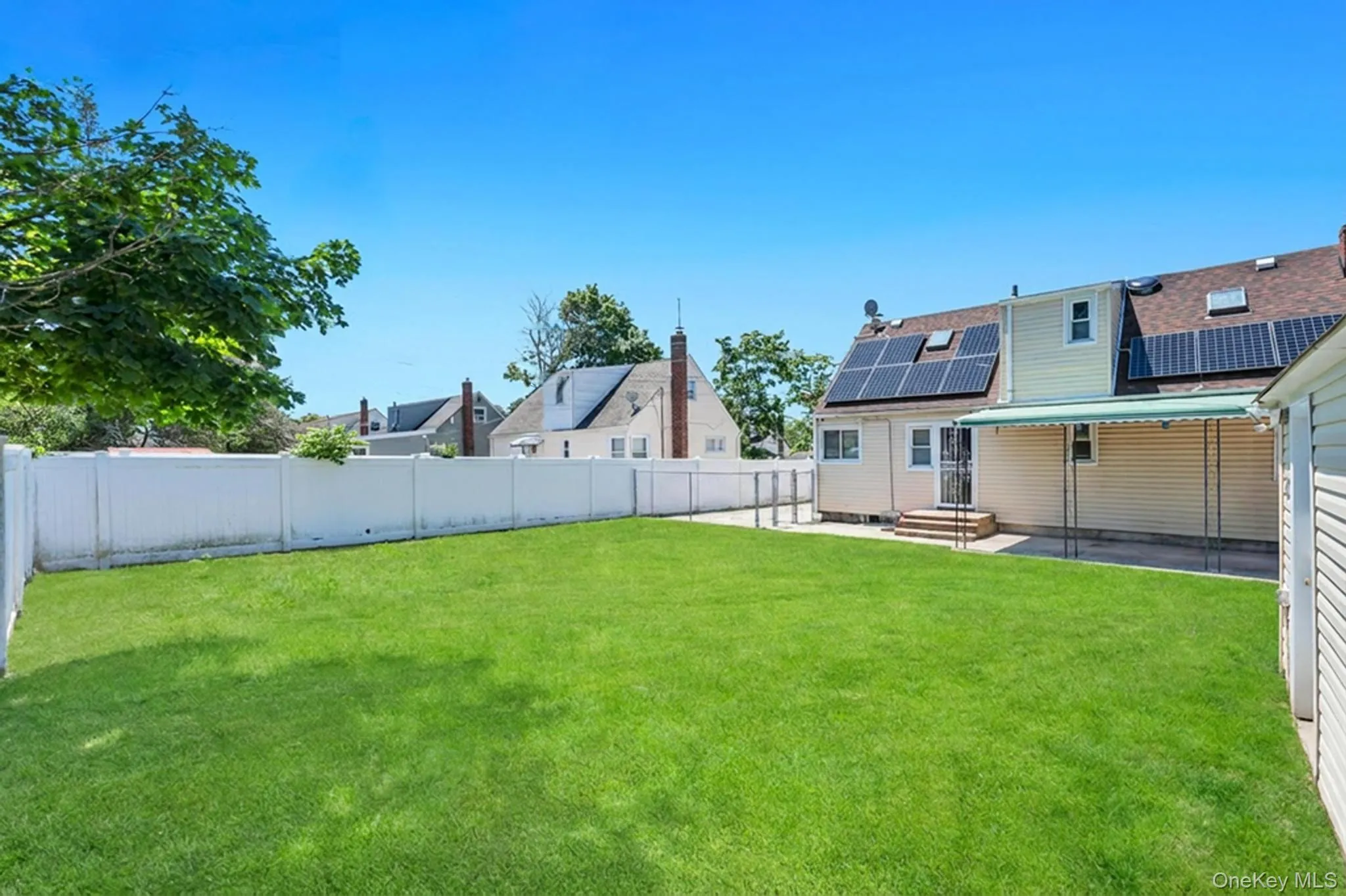 963 Ditmas Avenue, Hempstead, NY, 4 Bedrooms Bedrooms, 8 Rooms Rooms,2 BathroomsBathrooms,Residential,For Rent,Ditmas,0,KEY1011832 963 Ditmas Avenue, Hempstead, NY, 4 Bedrooms Bedrooms, 8 Rooms Rooms,2 BathroomsBathrooms,Residential,For Rent,Ditmas,0,KEY1011832
