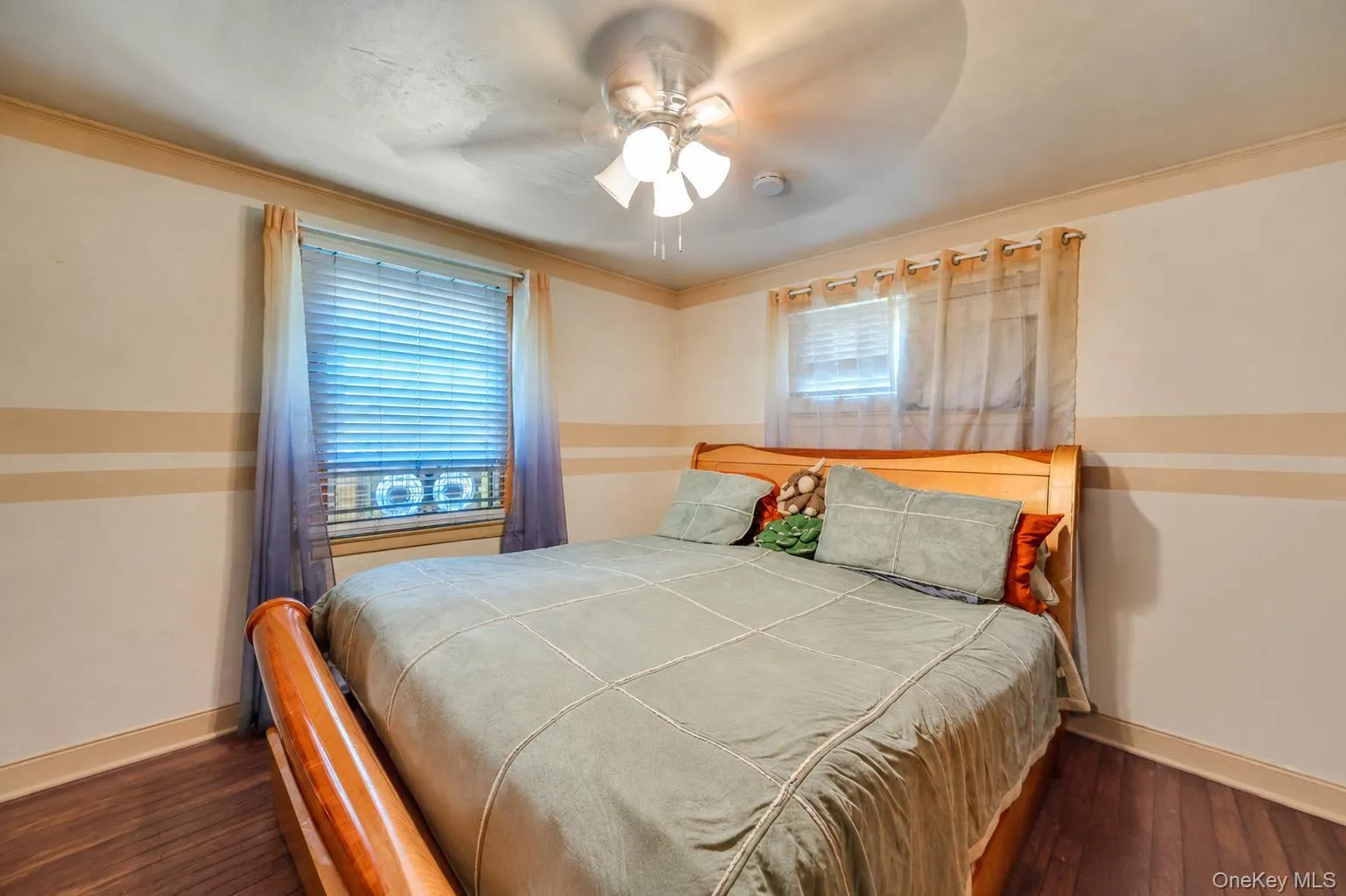 963 Ditmas Avenue, Hempstead, NY, 4 Bedrooms Bedrooms, 8 Rooms Rooms,2 BathroomsBathrooms,Residential,For Rent,Ditmas,0,KEY1011832 963 Ditmas Avenue, Hempstead, NY, 4 Bedrooms Bedrooms, 8 Rooms Rooms,2 BathroomsBathrooms,Residential,For Rent,Ditmas,0,KEY1011832