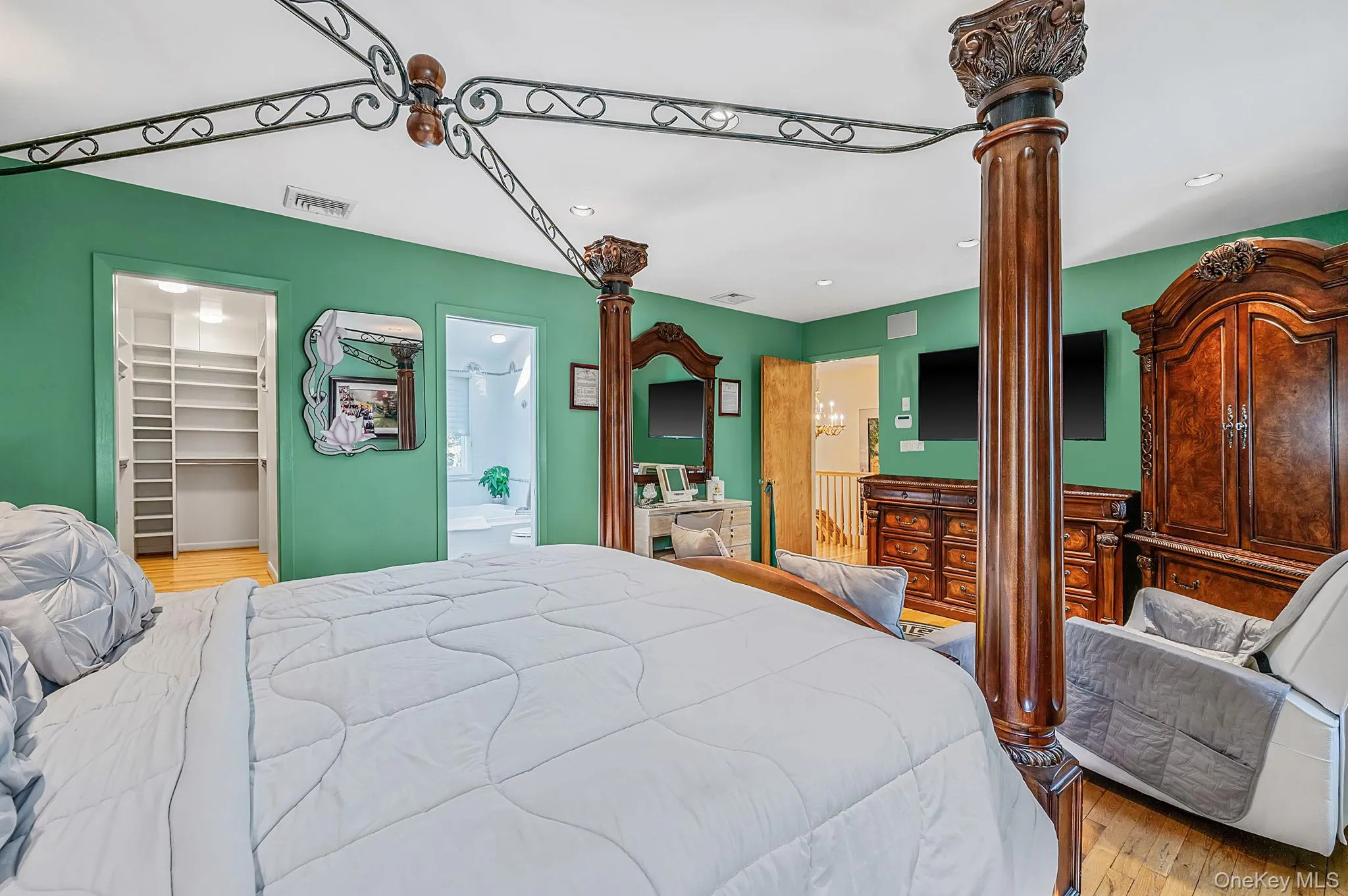 27 Jasmine Lane, Smithtown, NY, 4 Bedrooms Bedrooms, 9 Rooms Rooms,2 BathroomsBathrooms,Residential,For Rent,Jasmine,0,1011842 27 Jasmine Lane, Smithtown, NY, 4 Bedrooms Bedrooms, 9 Rooms Rooms,2 BathroomsBathrooms,Residential,For Rent,Jasmine,0,1011842