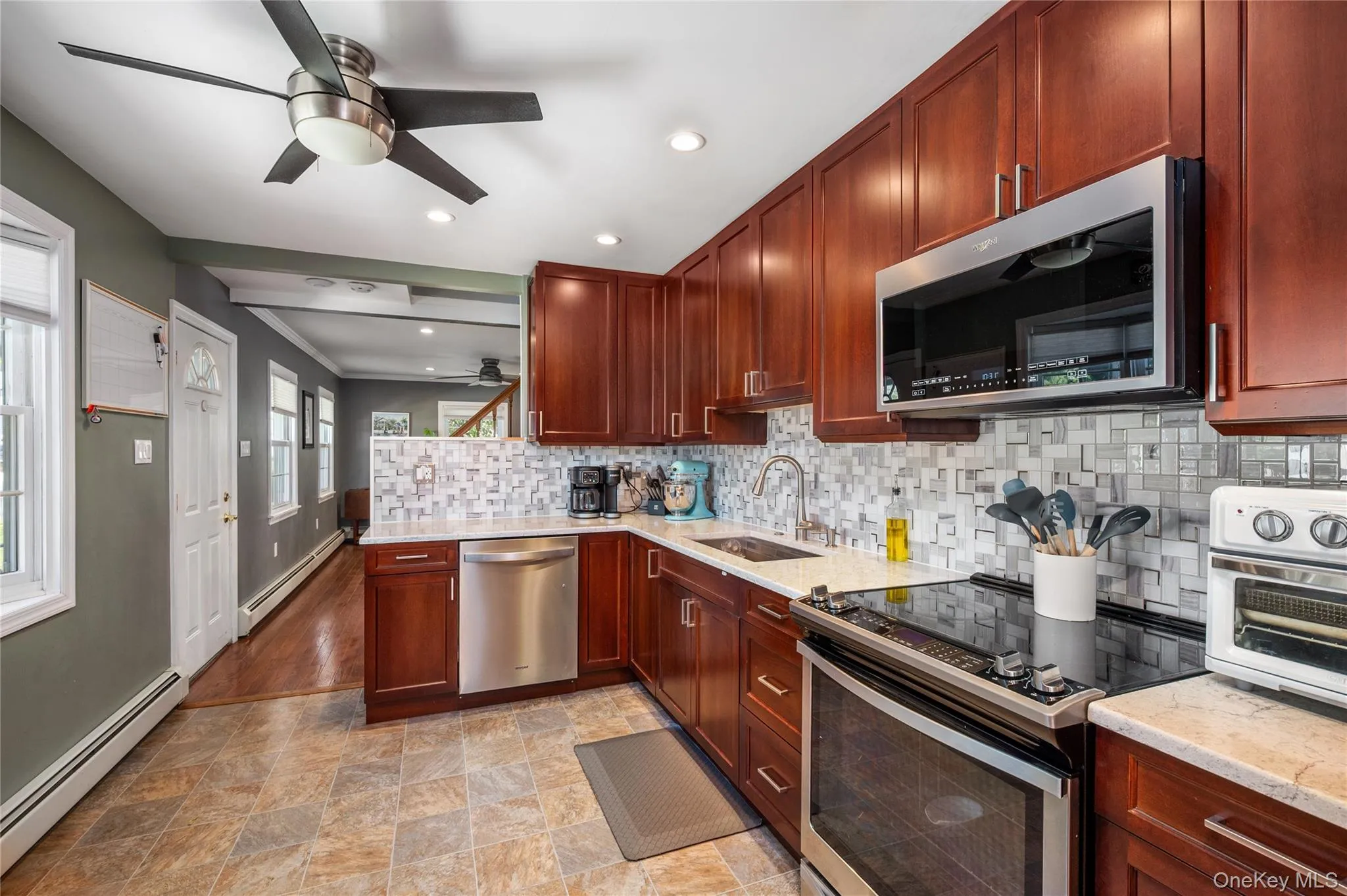 41 Andrew Lane, Hempstead, NY, 3 Bedrooms Bedrooms, 7 Rooms Rooms,2 BathroomsBathrooms,Residential,For Rent,Andrew,0,1011844 41 Andrew Lane, Hempstead, NY, 3 Bedrooms Bedrooms, 7 Rooms Rooms,2 BathroomsBathrooms,Residential,For Rent,Andrew,0,1011844