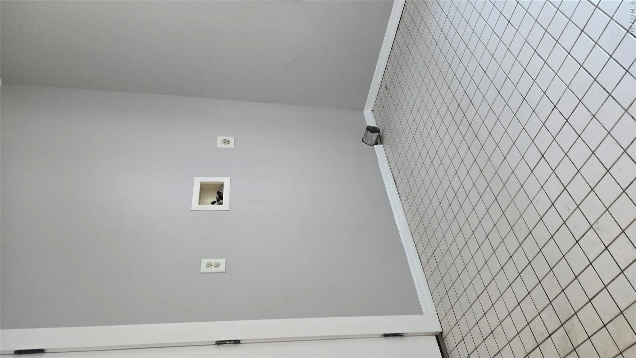 91 Wyman Avenue, Huntington, NY, 3 Bedrooms Bedrooms, 6 Rooms Rooms,1 BathroomBathrooms,Residential Lease,For Rent,Wyman,0,1011847 91 Wyman Avenue, Huntington, NY, 3 Bedrooms Bedrooms, 6 Rooms Rooms,1 BathroomBathrooms,Residential Lease,For Rent,Wyman,0,1011847