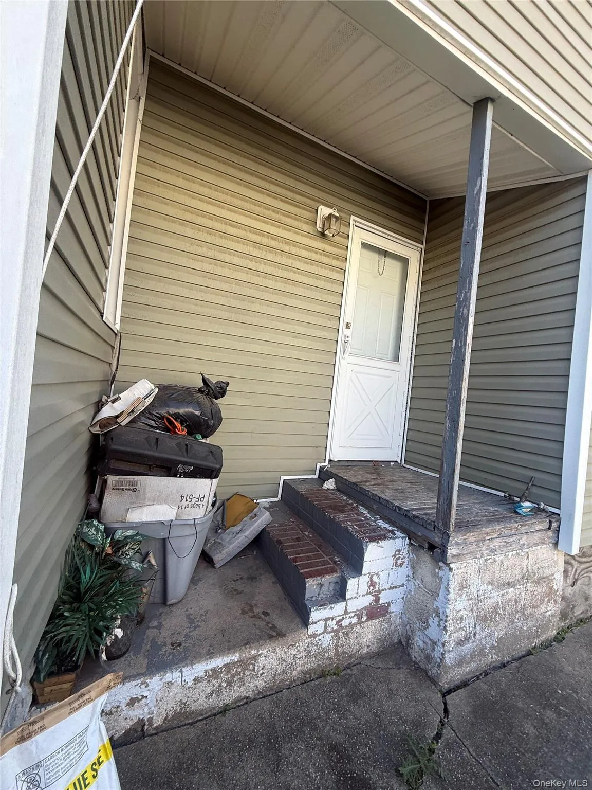 39 Pleasant Avenue, Hempstead, NY, 6 Bedrooms Bedrooms, 6 Rooms Rooms,2 BathroomsBathrooms,Residential,For Rent,Pleasant,0,1011849 39 Pleasant Avenue, Hempstead, NY, 6 Bedrooms Bedrooms, 6 Rooms Rooms,2 BathroomsBathrooms,Residential,For Rent,Pleasant,0,1011849