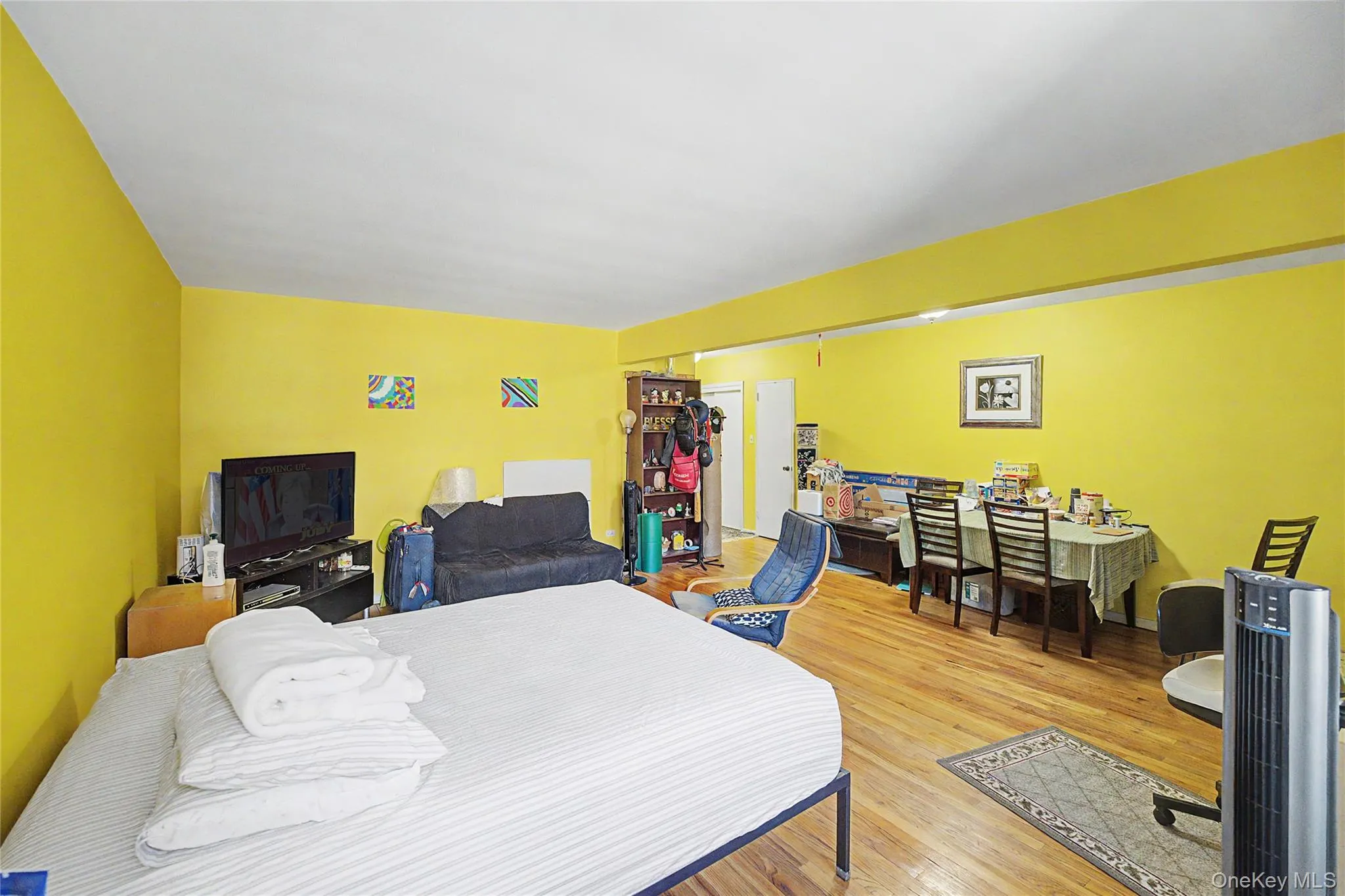 226-26 Union Turnpike, New York, NY, 2 Rooms Rooms,1 BathroomBathrooms,Residential,For Rent,Union,0,1011851 226-26 Union Turnpike, New York, NY, 2 Rooms Rooms,1 BathroomBathrooms,Residential,For Rent,Union,0,1011851