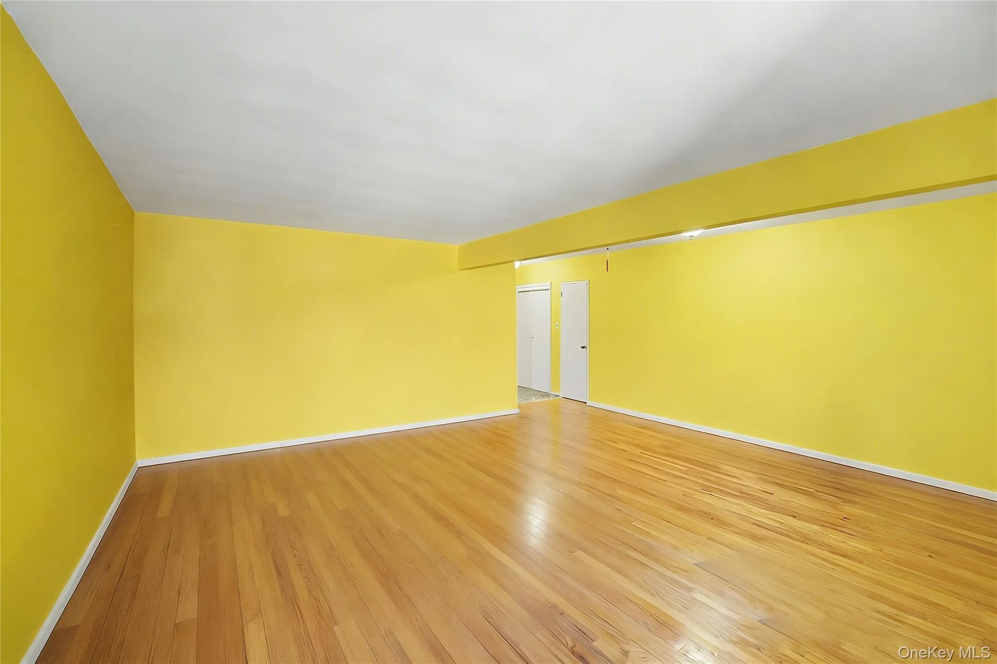 226-26 Union Turnpike, New York, NY, 2 Rooms Rooms,1 BathroomBathrooms,Residential,For Rent,Union,0,1011851 226-26 Union Turnpike, New York, NY, 2 Rooms Rooms,1 BathroomBathrooms,Residential,For Rent,Union,0,1011851